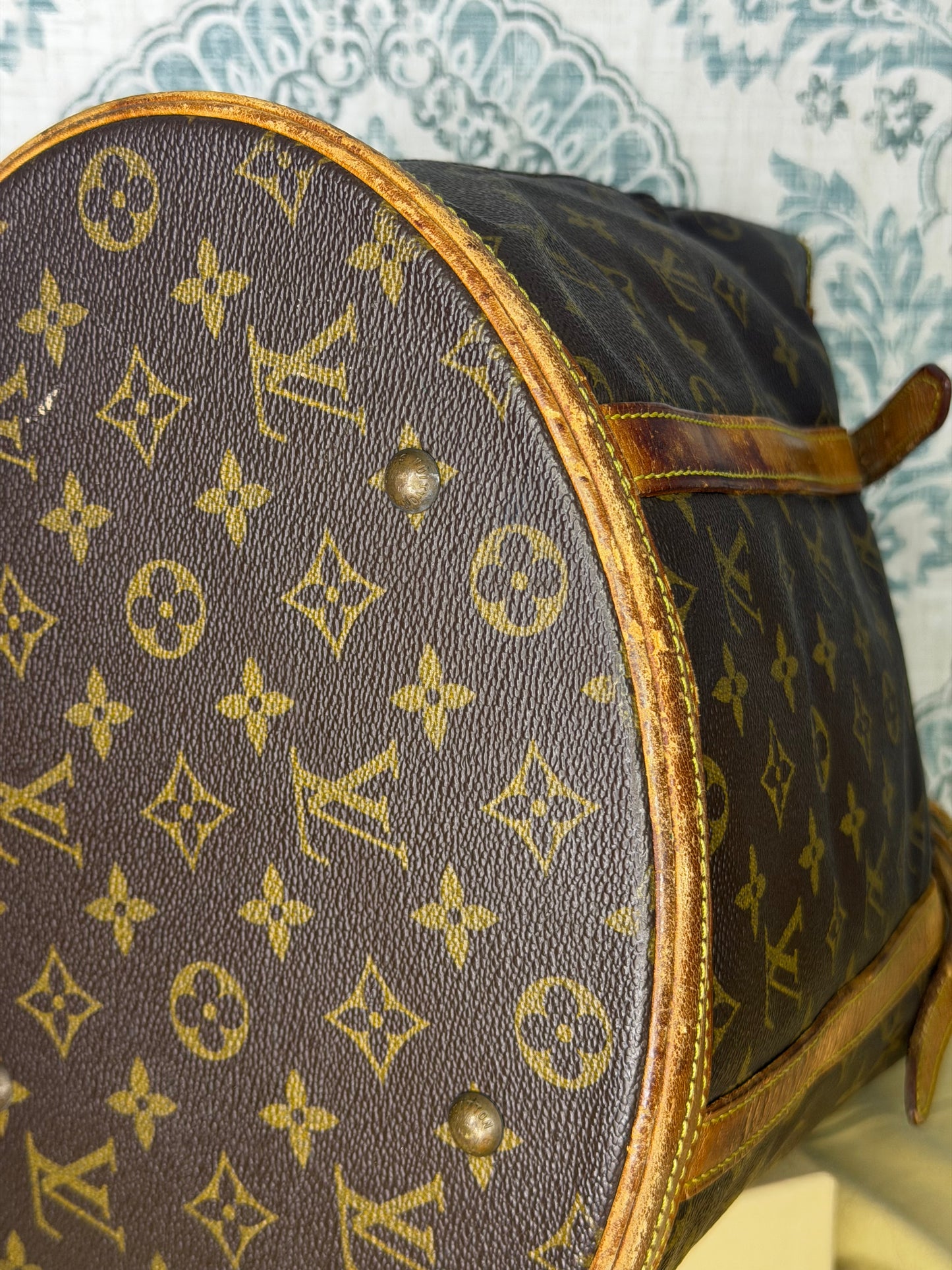 Louis Vuitton Bucket GM #1