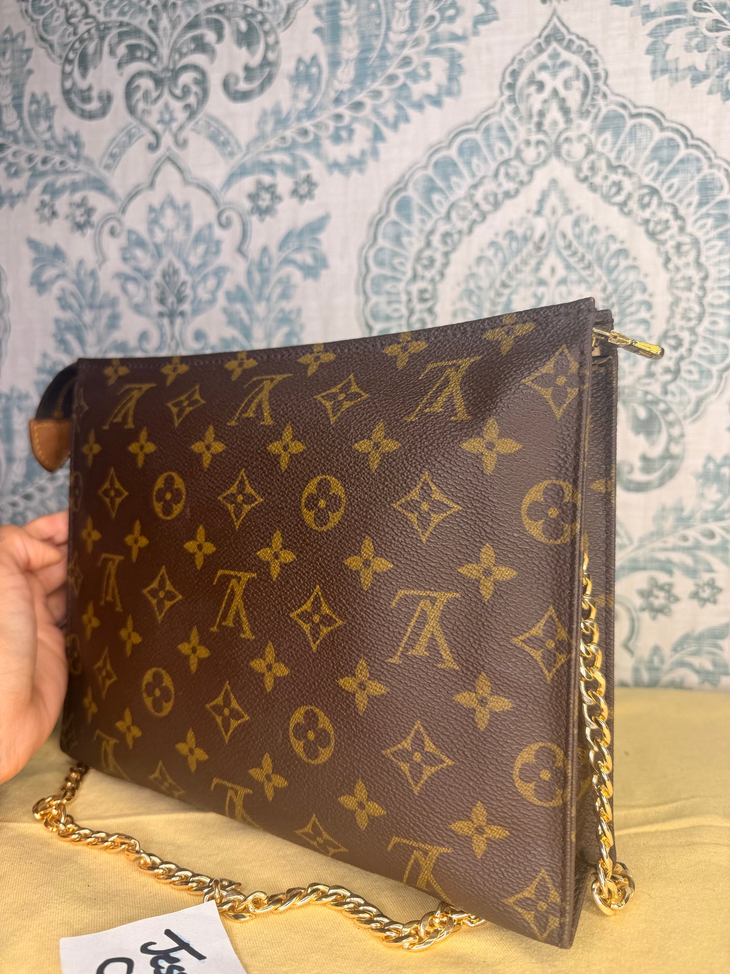 Louis Vuitton Monogram Toiletry 26