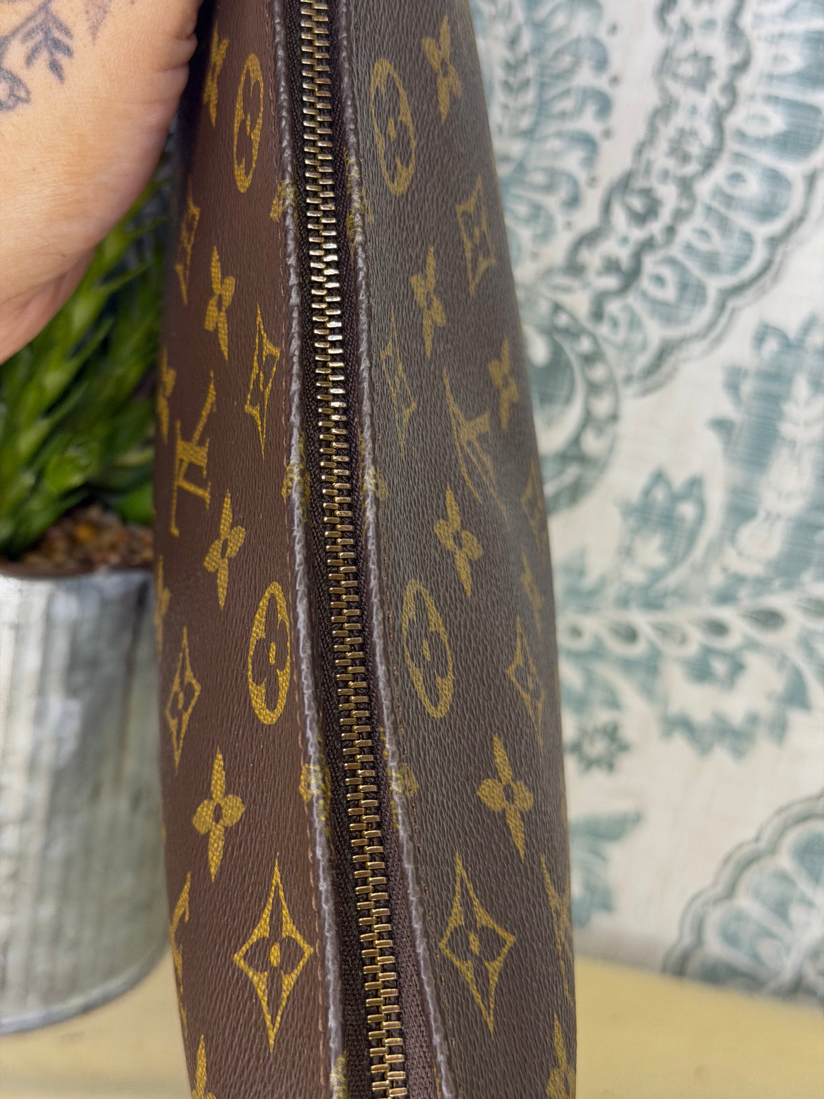 Louis Vuitton Monogram Toiletry 26  #1