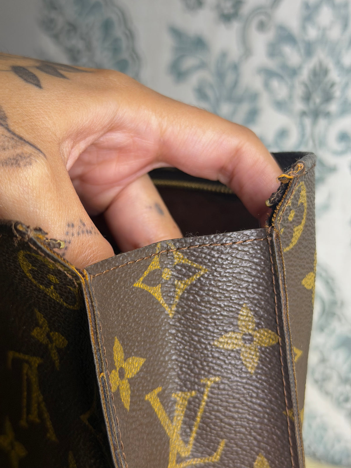 Louis Vuitton Monogram Toiletry 26  #1