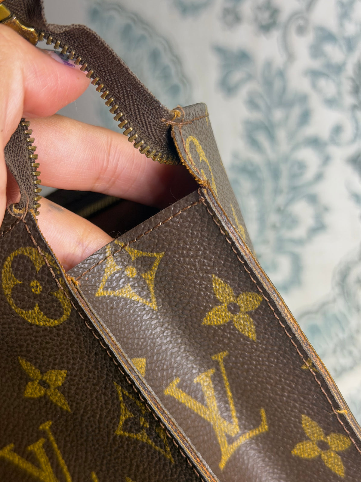 Louis Vuitton Monogram Toiletry 26  #1