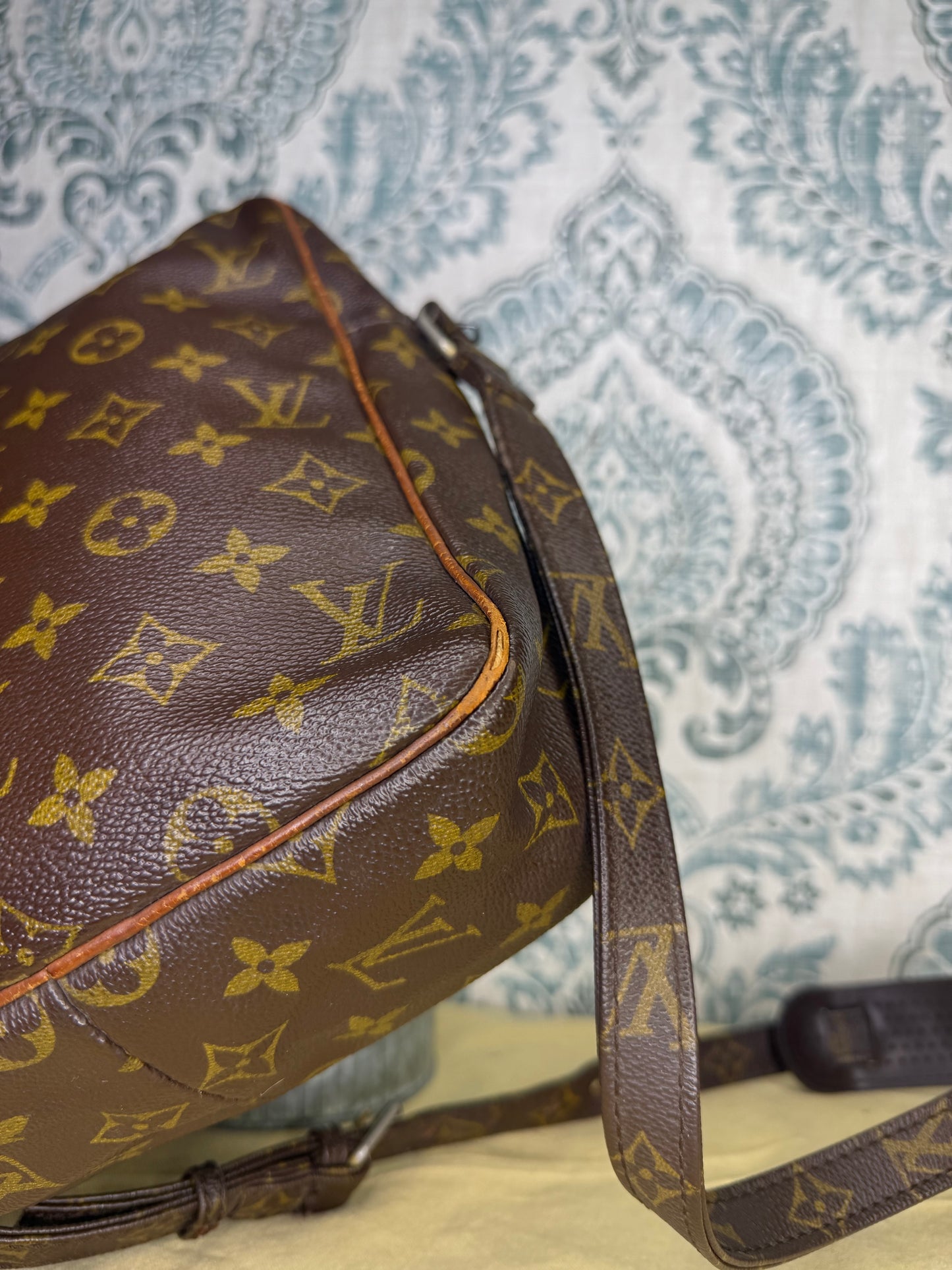 Louis Vuitton Vintage Petit Marceau