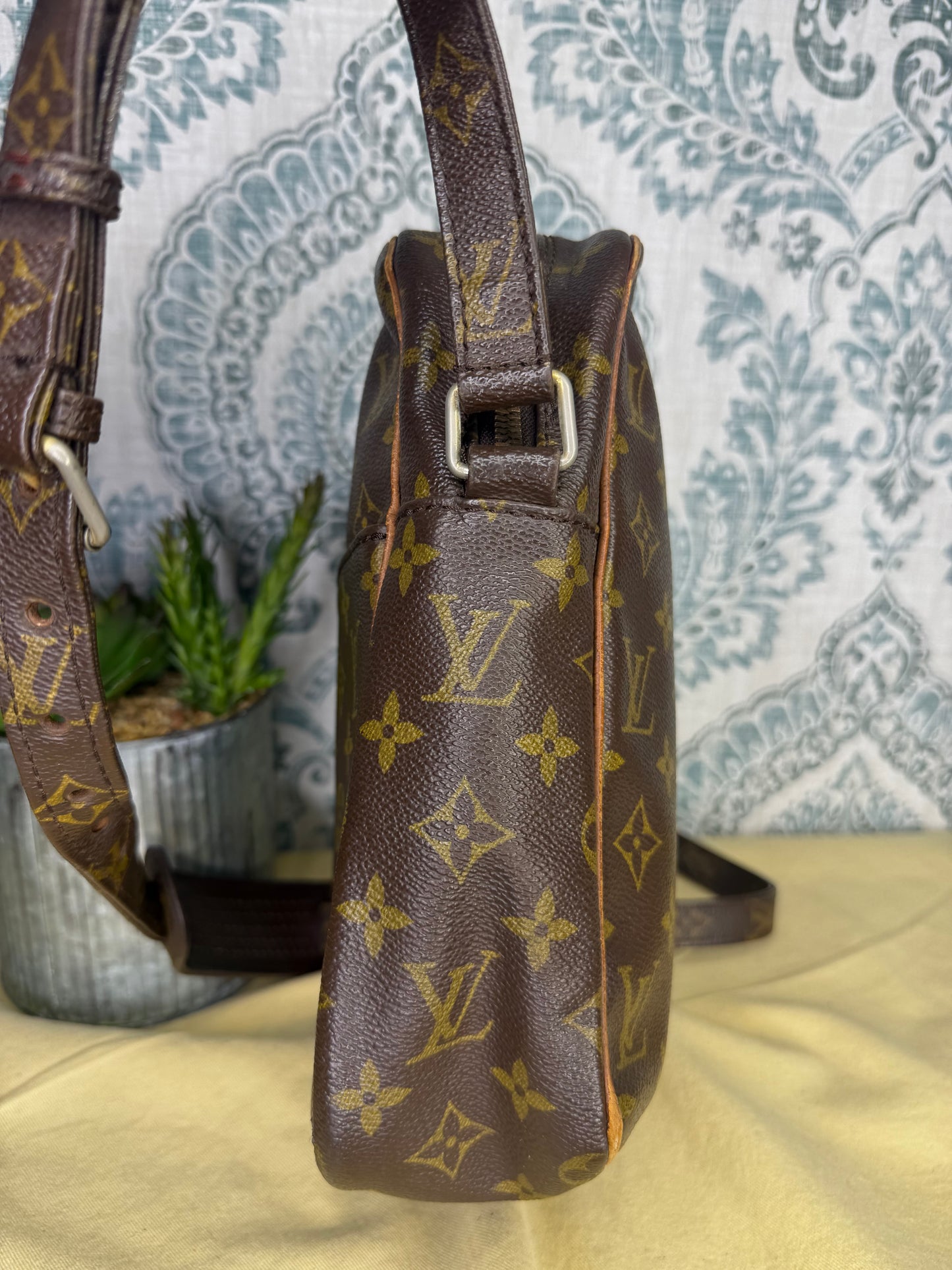 Louis Vuitton Vintage Petit Marceau