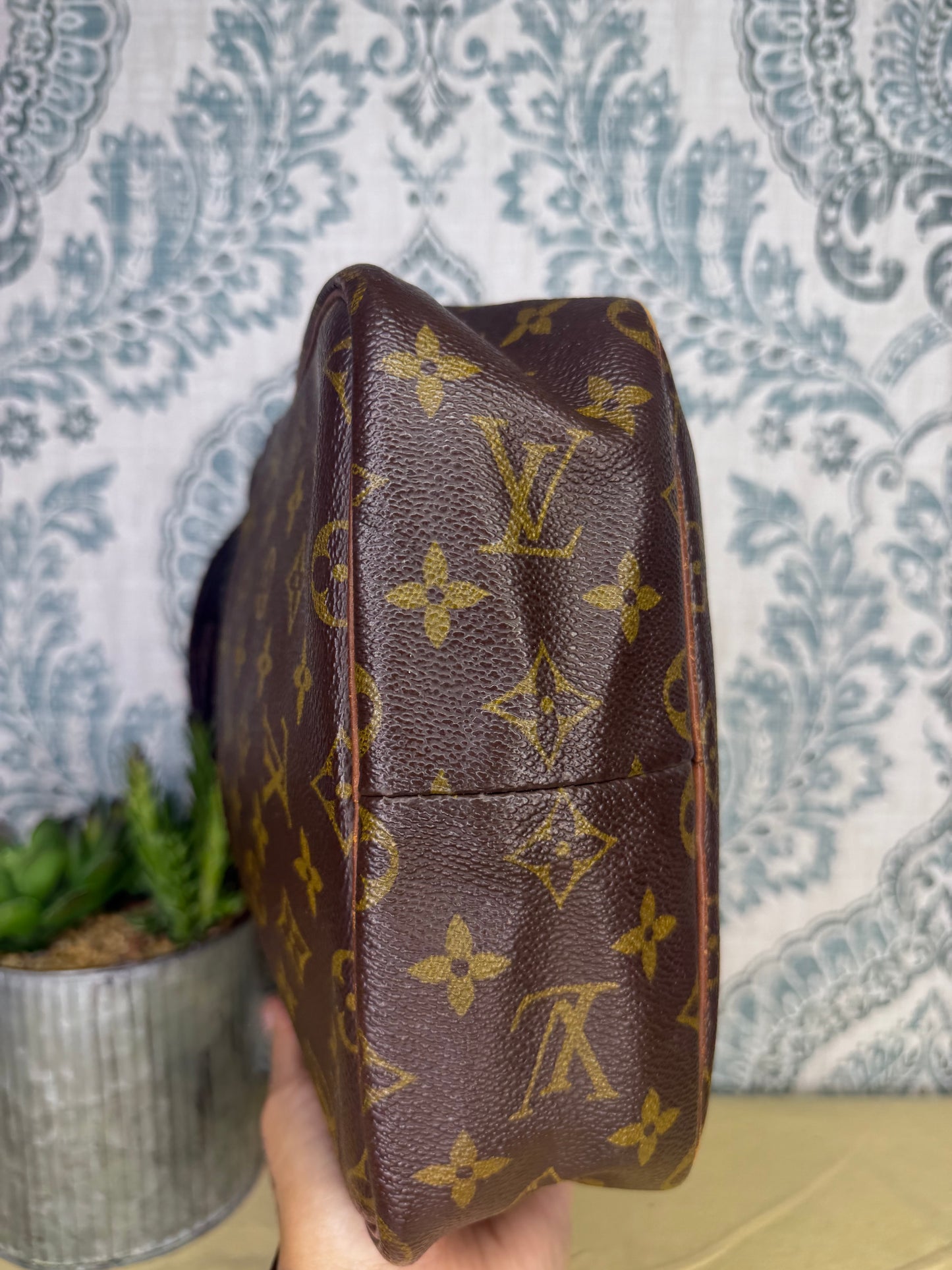 Louis Vuitton Vintage Petit Marceau