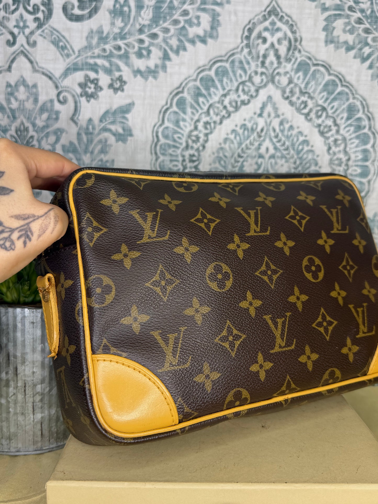 Louis Vuitton Trocadero 27