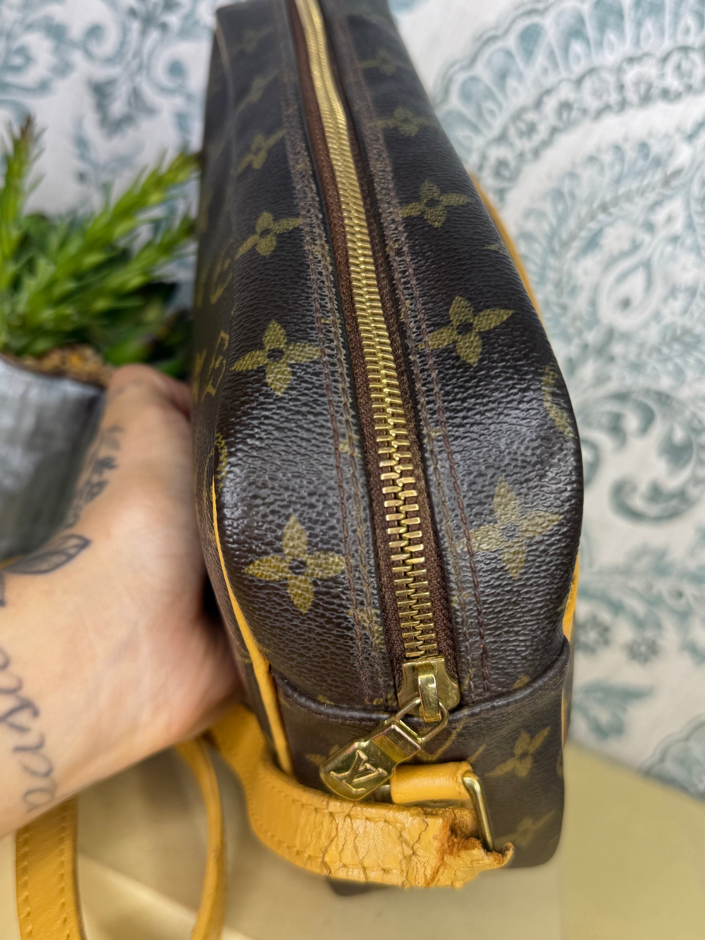 Louis Vuitton Trocadero 27