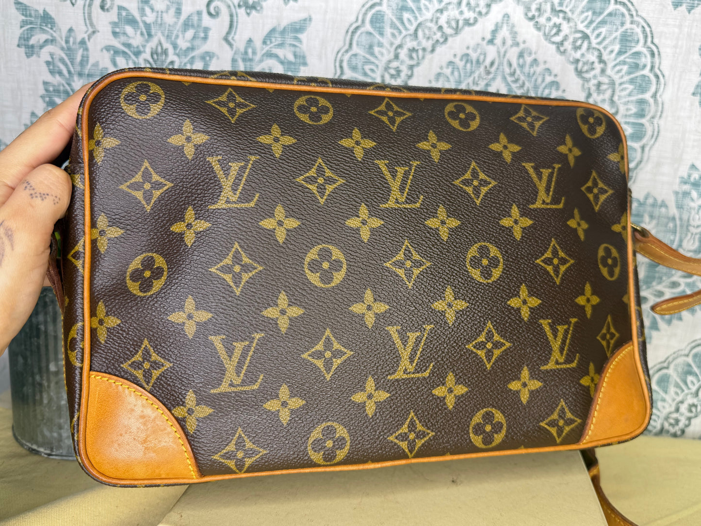 Louis Vuitton Trocadero 30