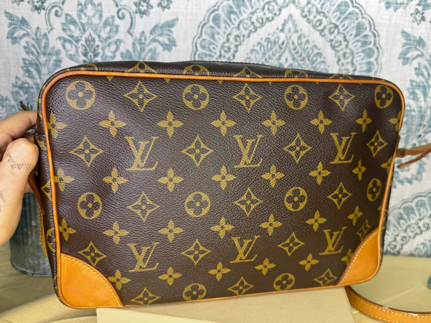 Louis Vuitton Trocadero 30