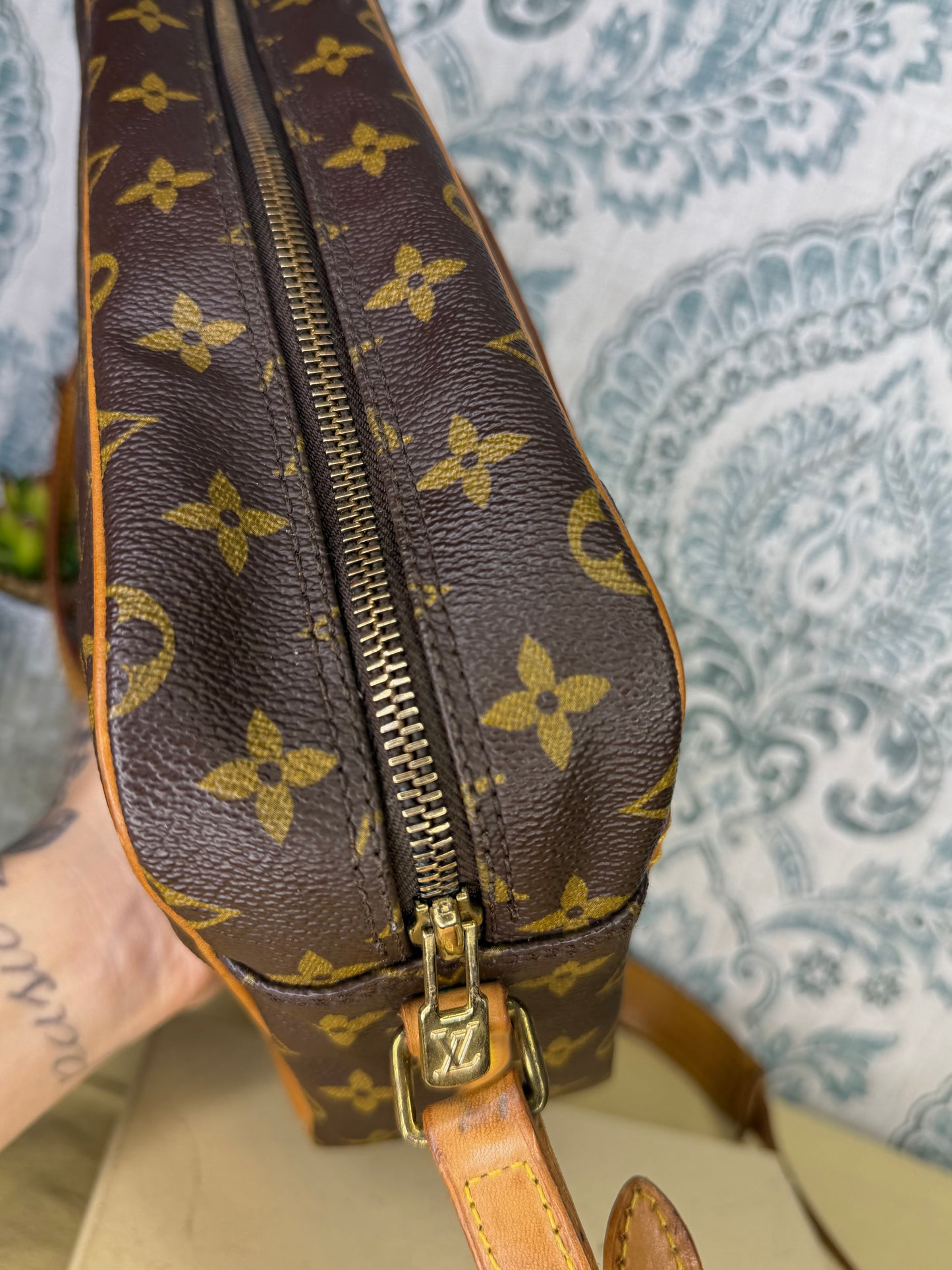 Louis Vuitton Trocadero 30