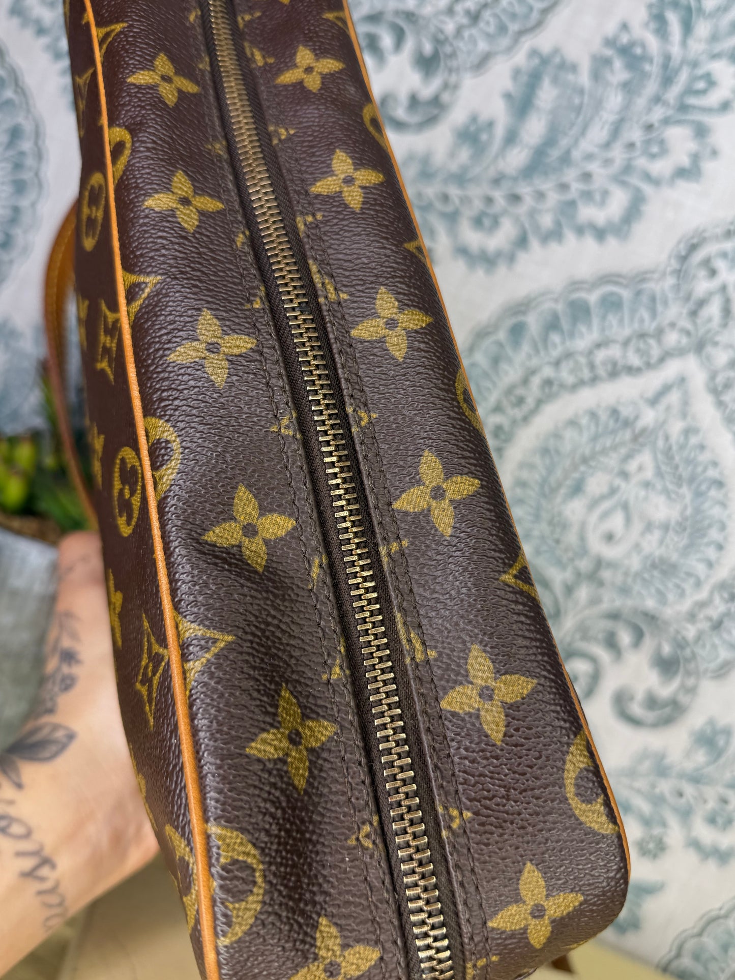 Louis Vuitton Trocadero 30