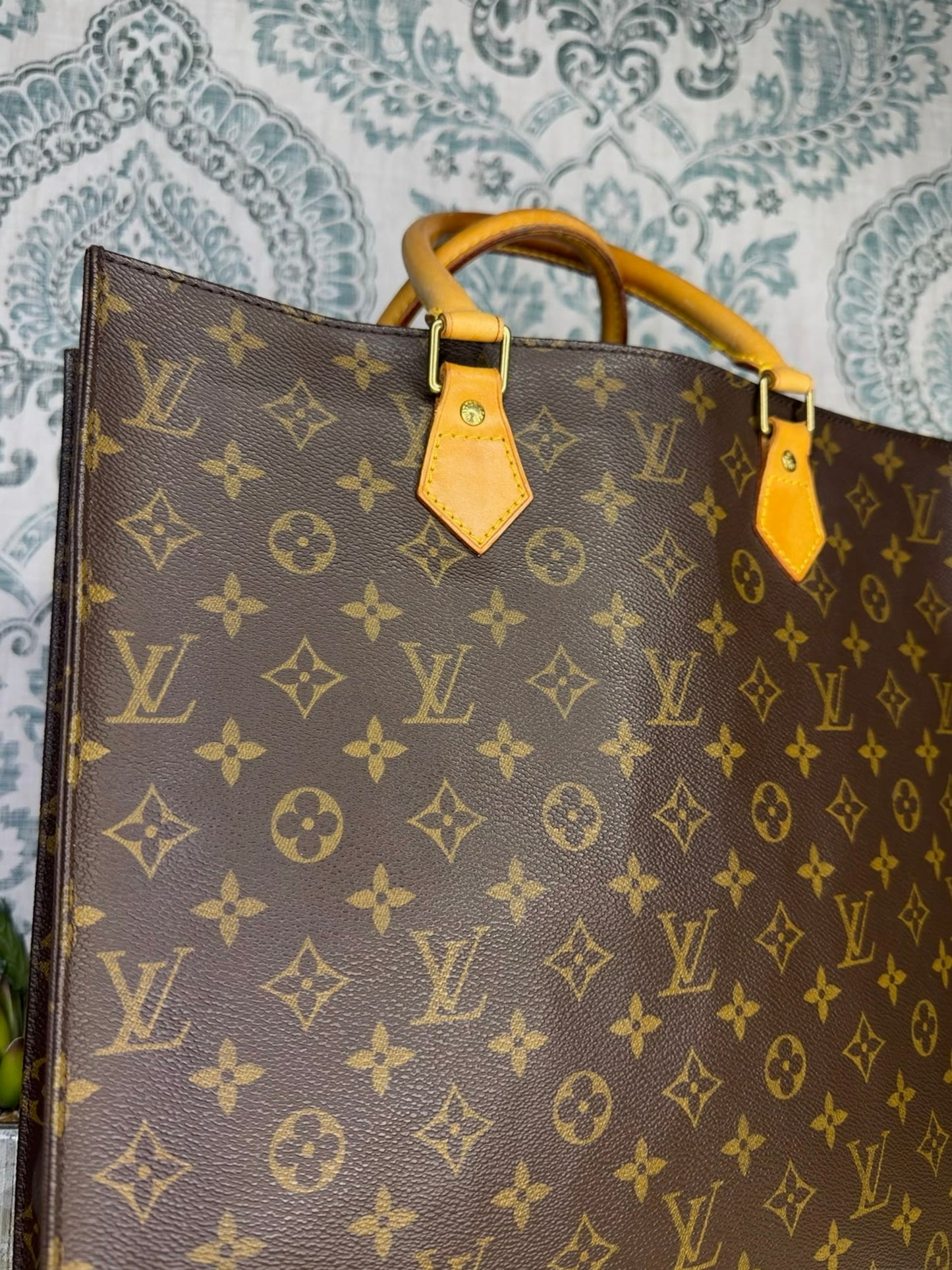 Louis Vuitton Sac Plat