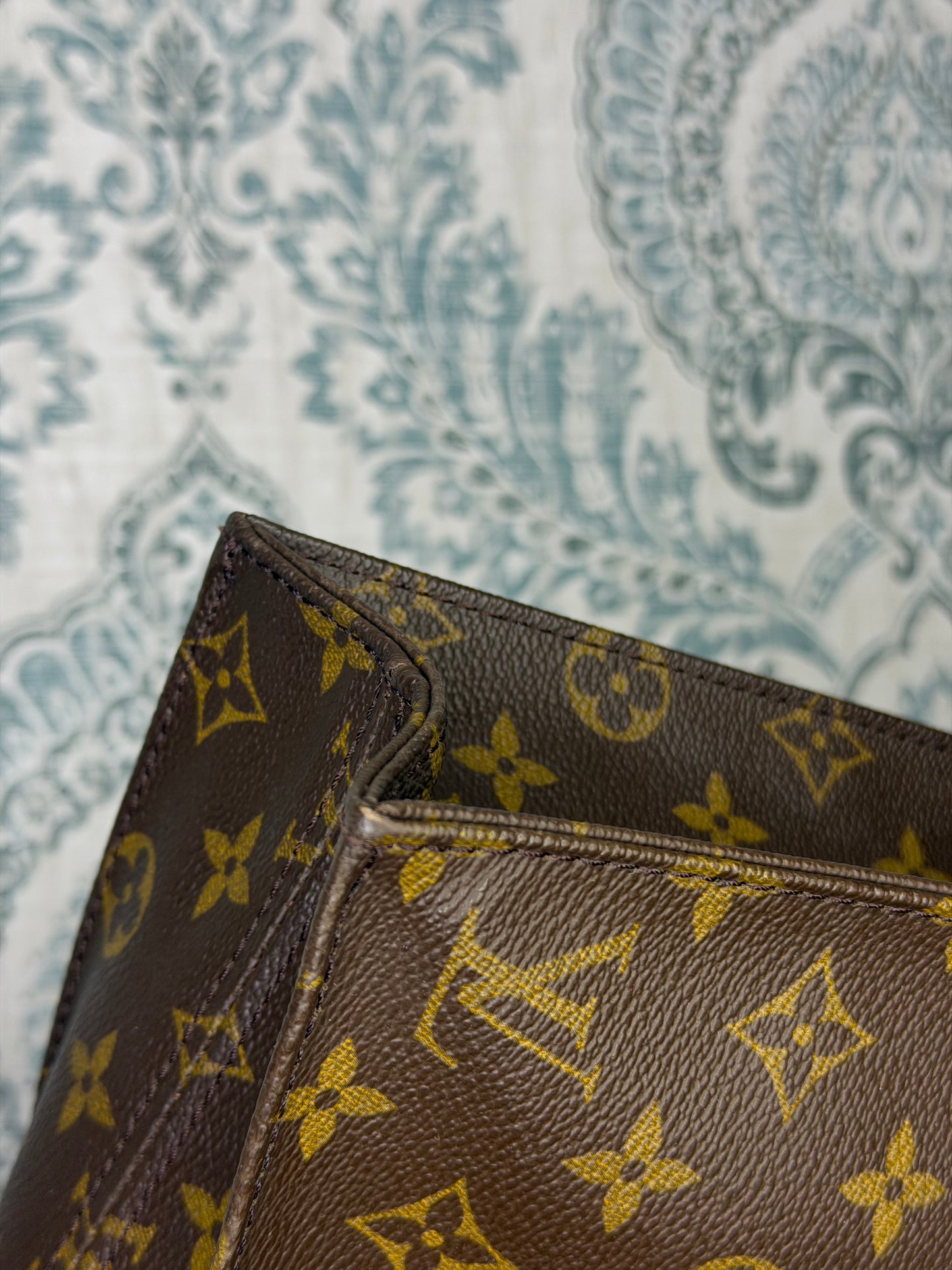 Louis Vuitton Sac Plat