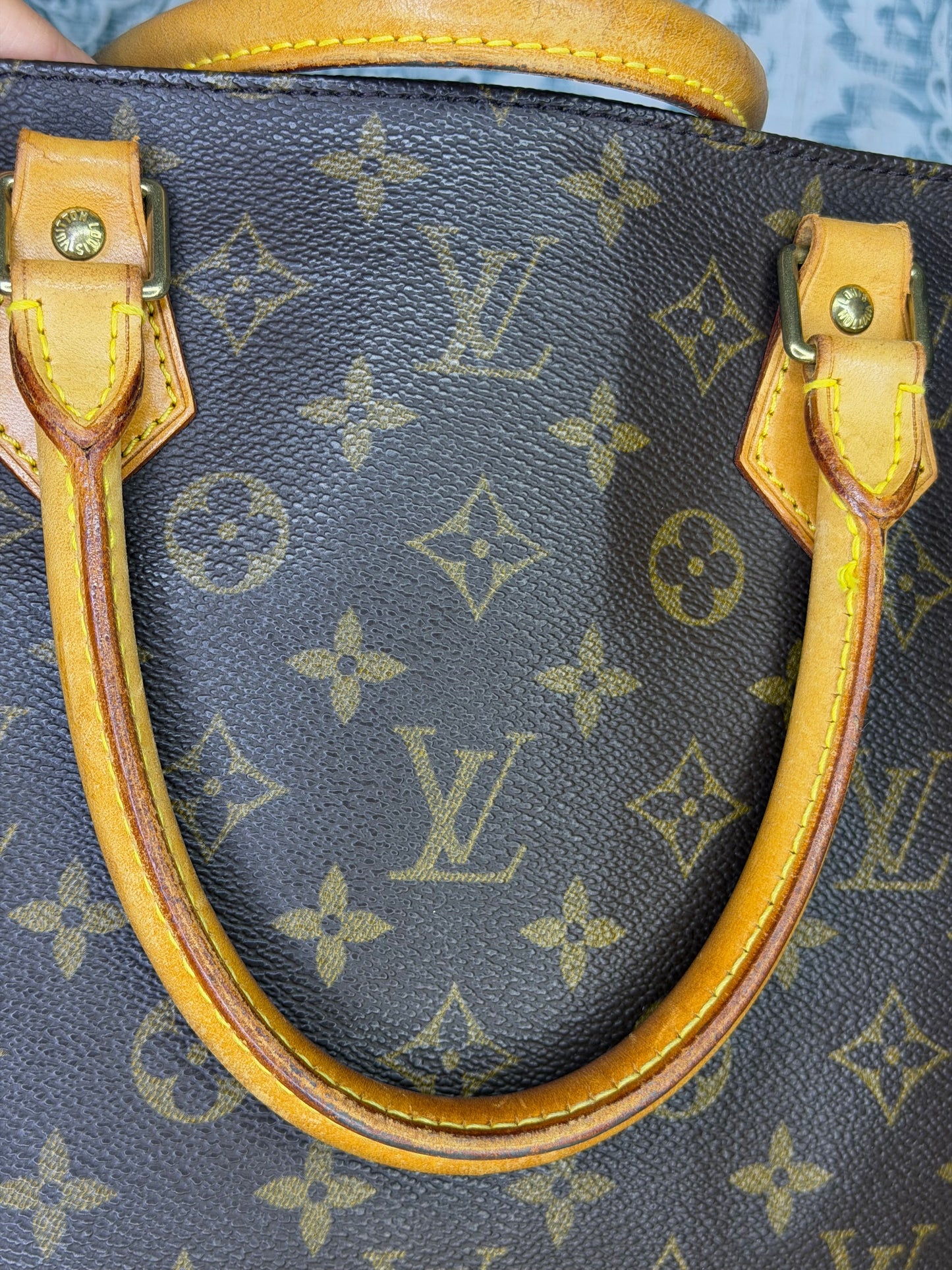 Louis Vuitton Sac Plat