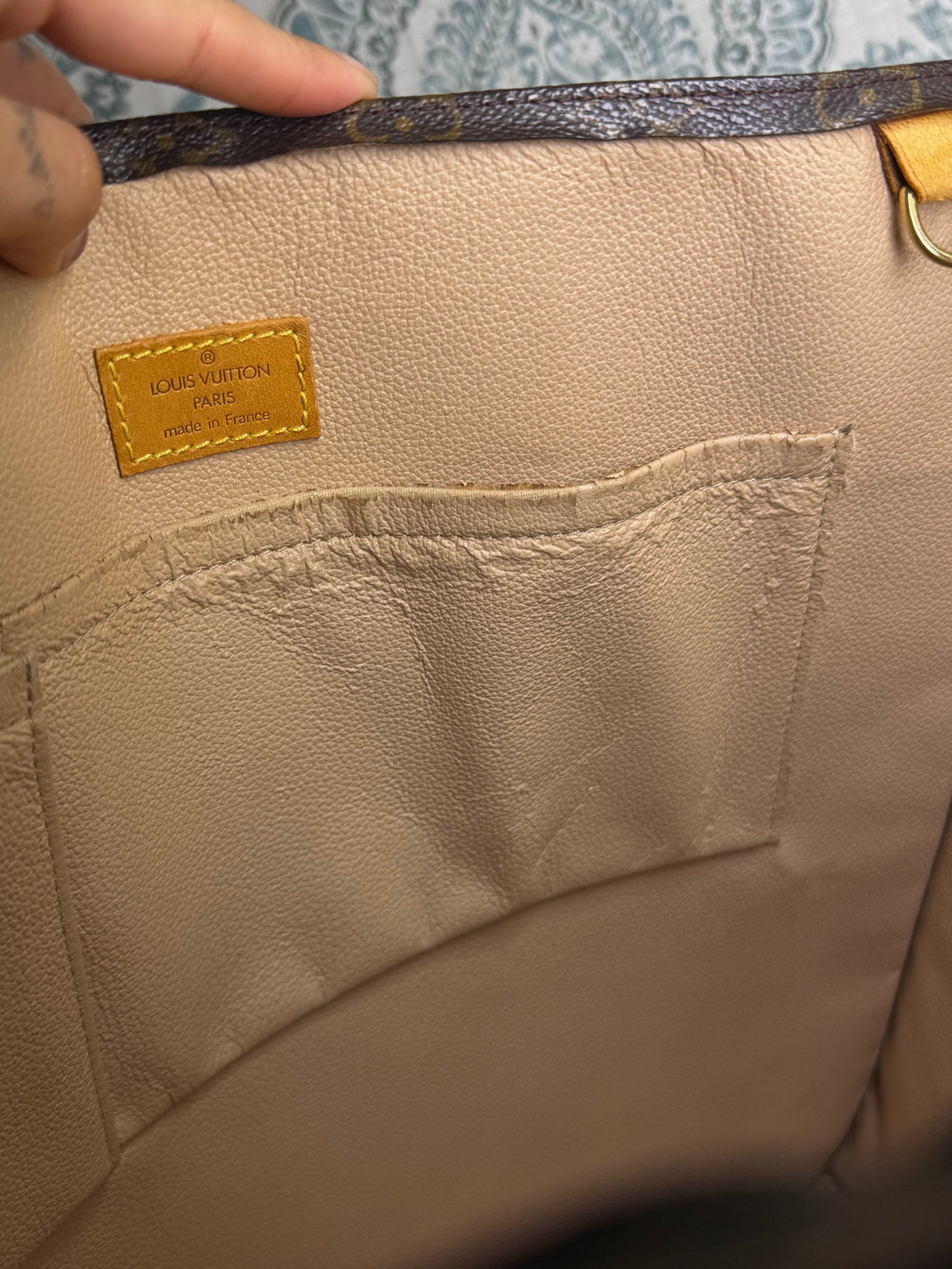 Louis Vuitton Sac Plat