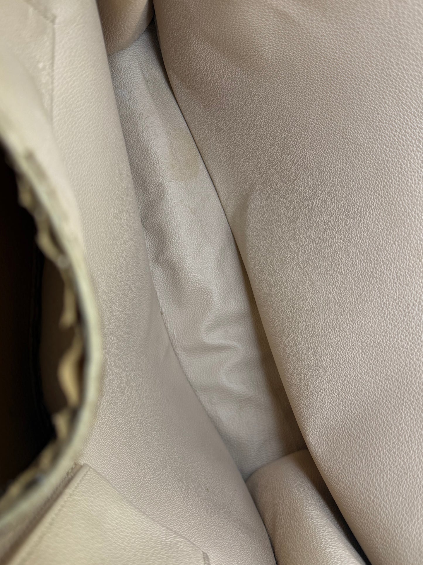 Louis Vuitton Sac Plat