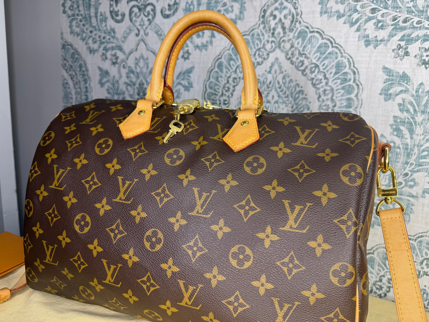 Louis Vuitton Monogram Speedy 35 Bandouliere