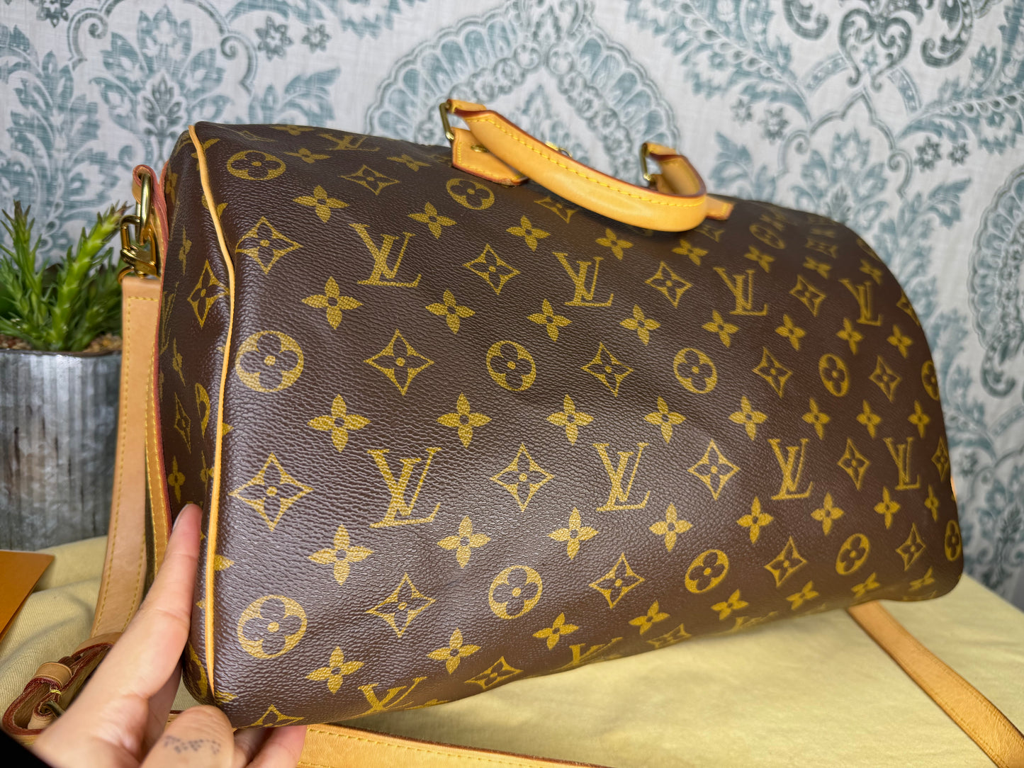 Louis Vuitton Monogram Speedy 35 Bandouliere