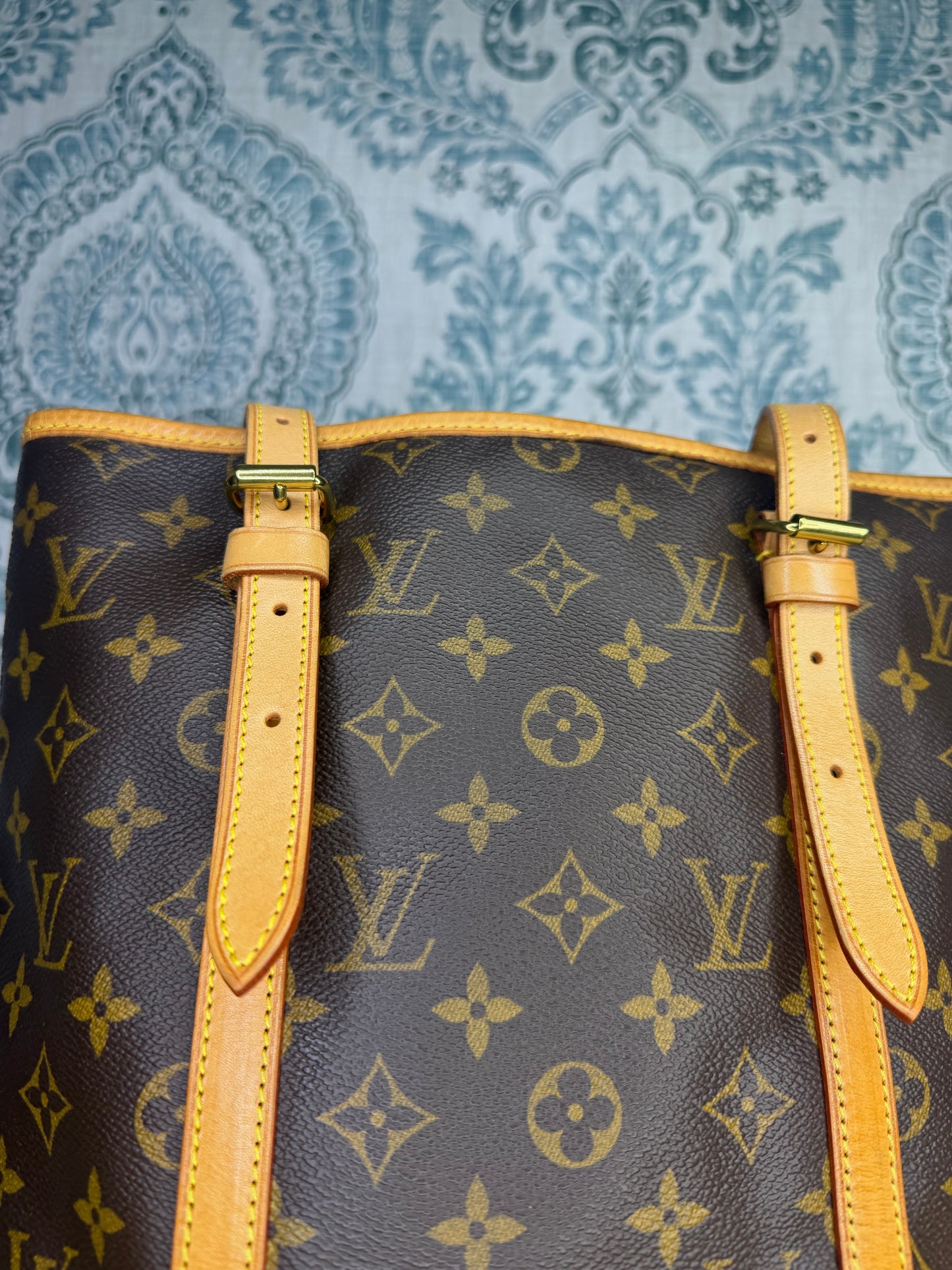 Louis Vuitton Bucket GM #1
