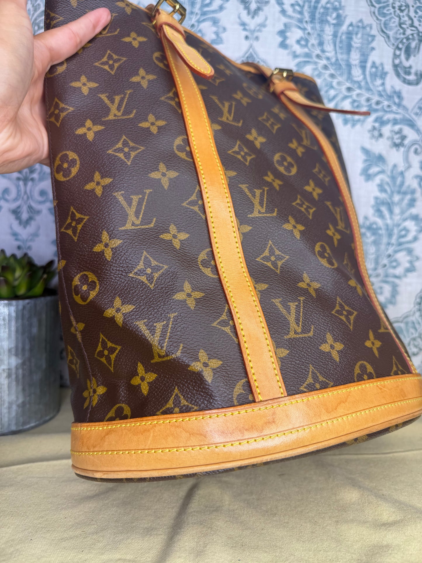 Louis Vuitton Bucket GM #1