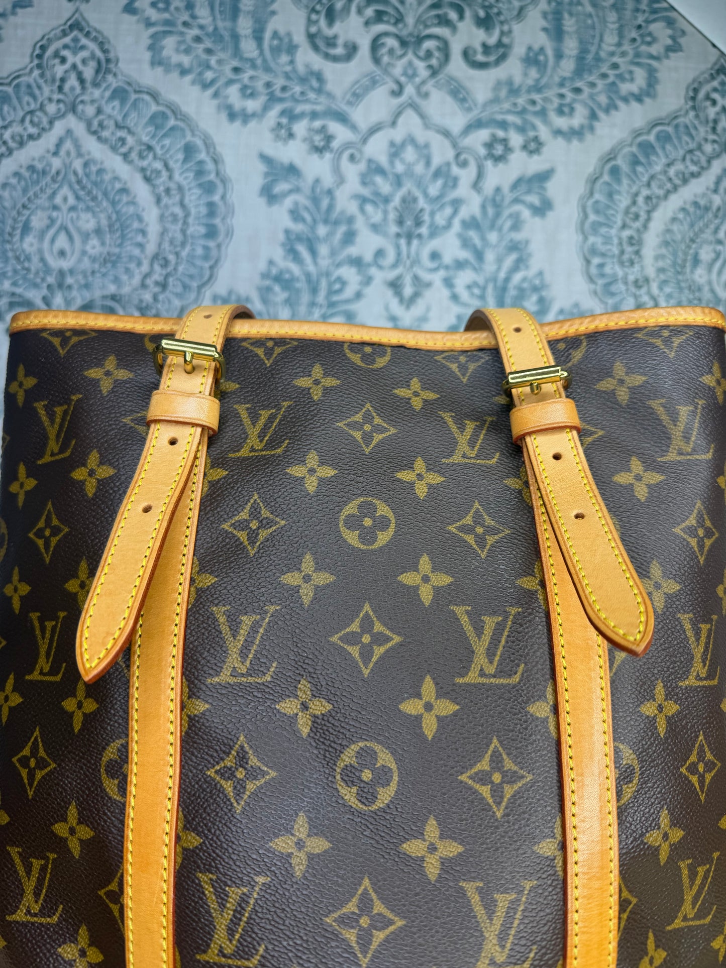 Louis Vuitton Bucket GM #1