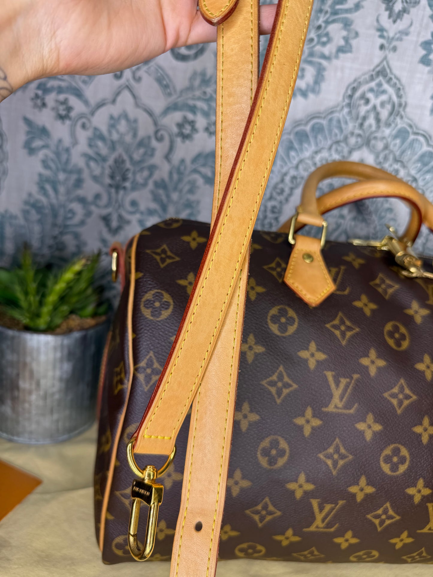 Louis Vuitton Monogram Speedy 35 Bandouliere