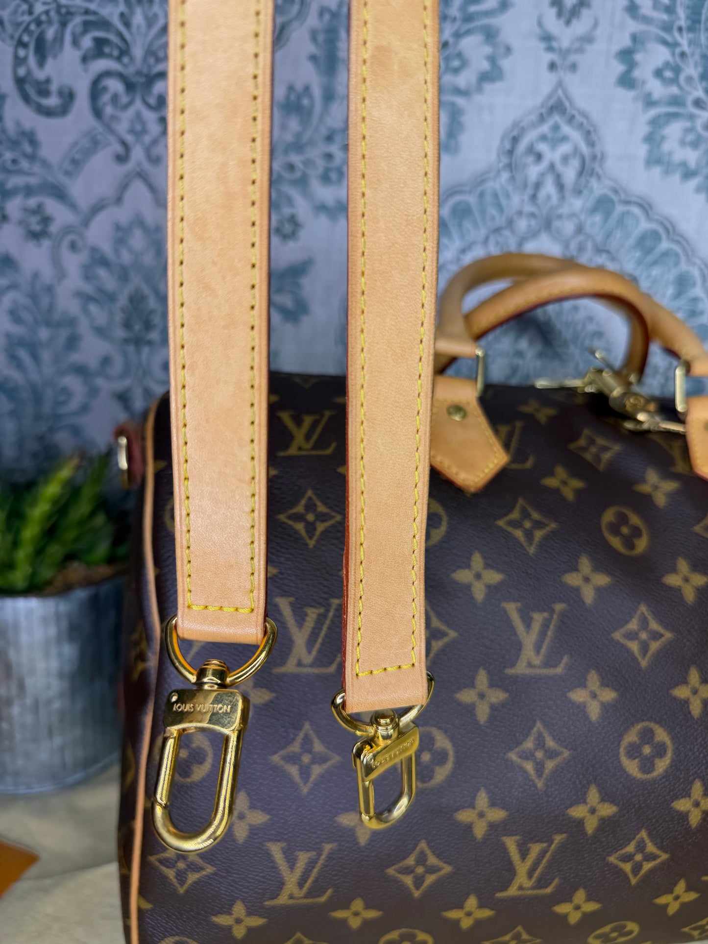 Louis Vuitton Monogram Speedy 35 Bandouliere