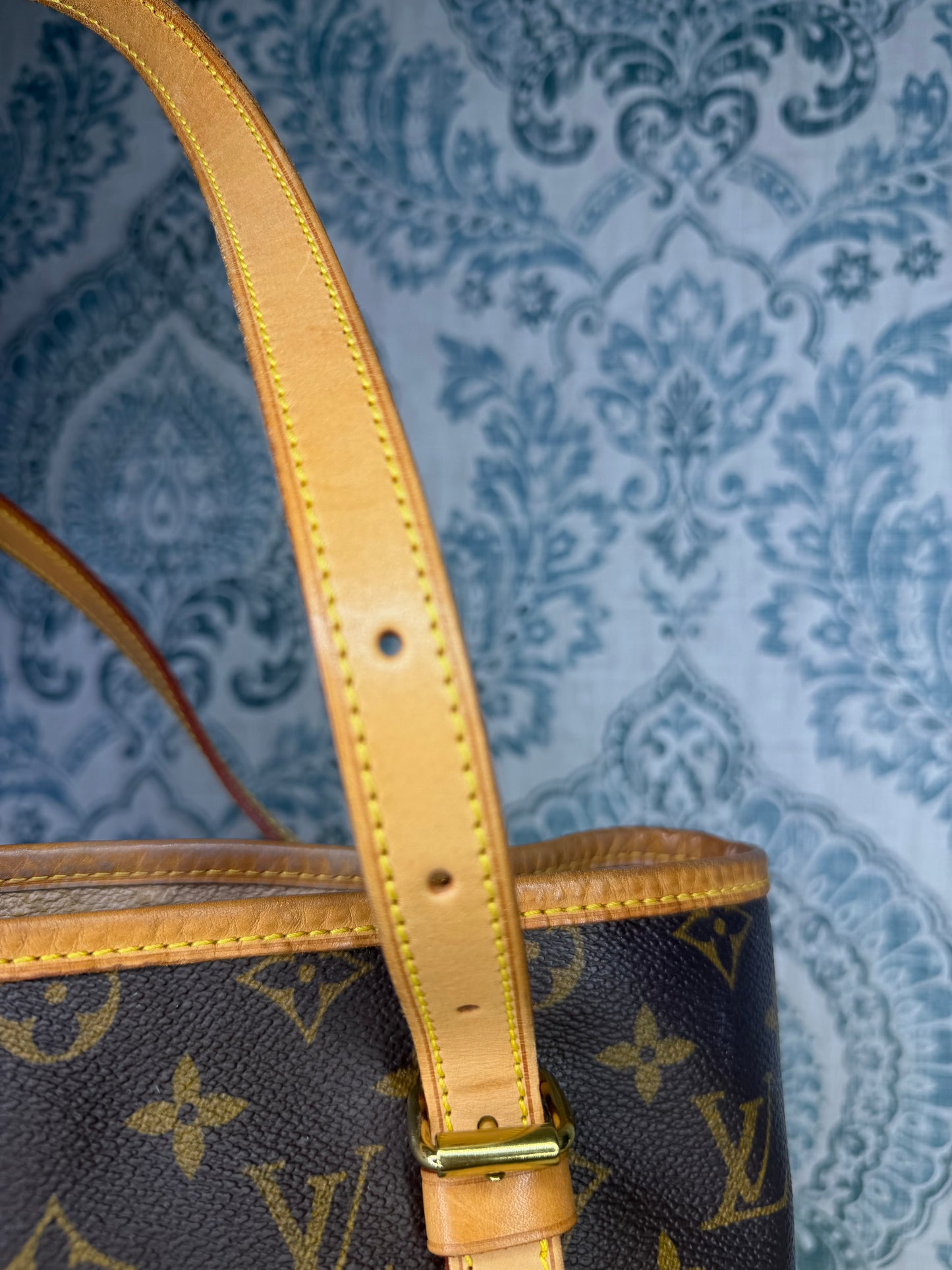 Louis Vuitton Bucket GM #1