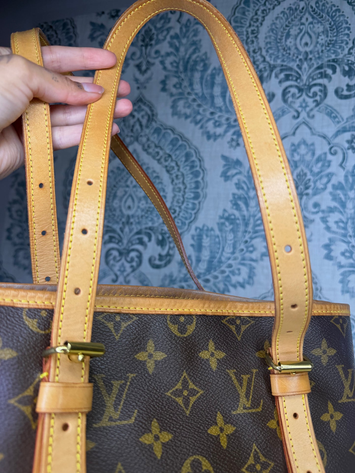 Louis Vuitton Bucket GM #1