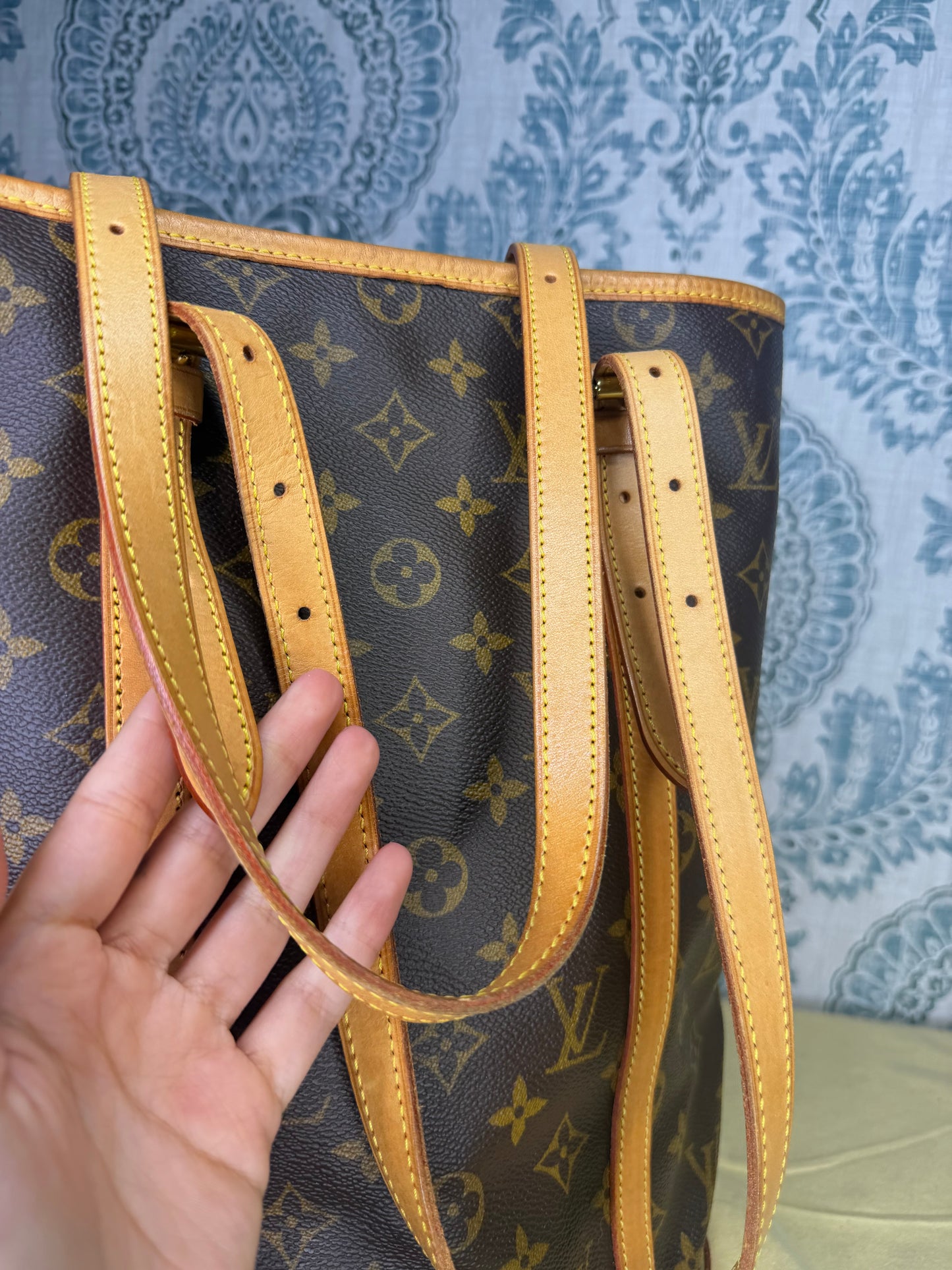 Louis Vuitton Bucket GM #1
