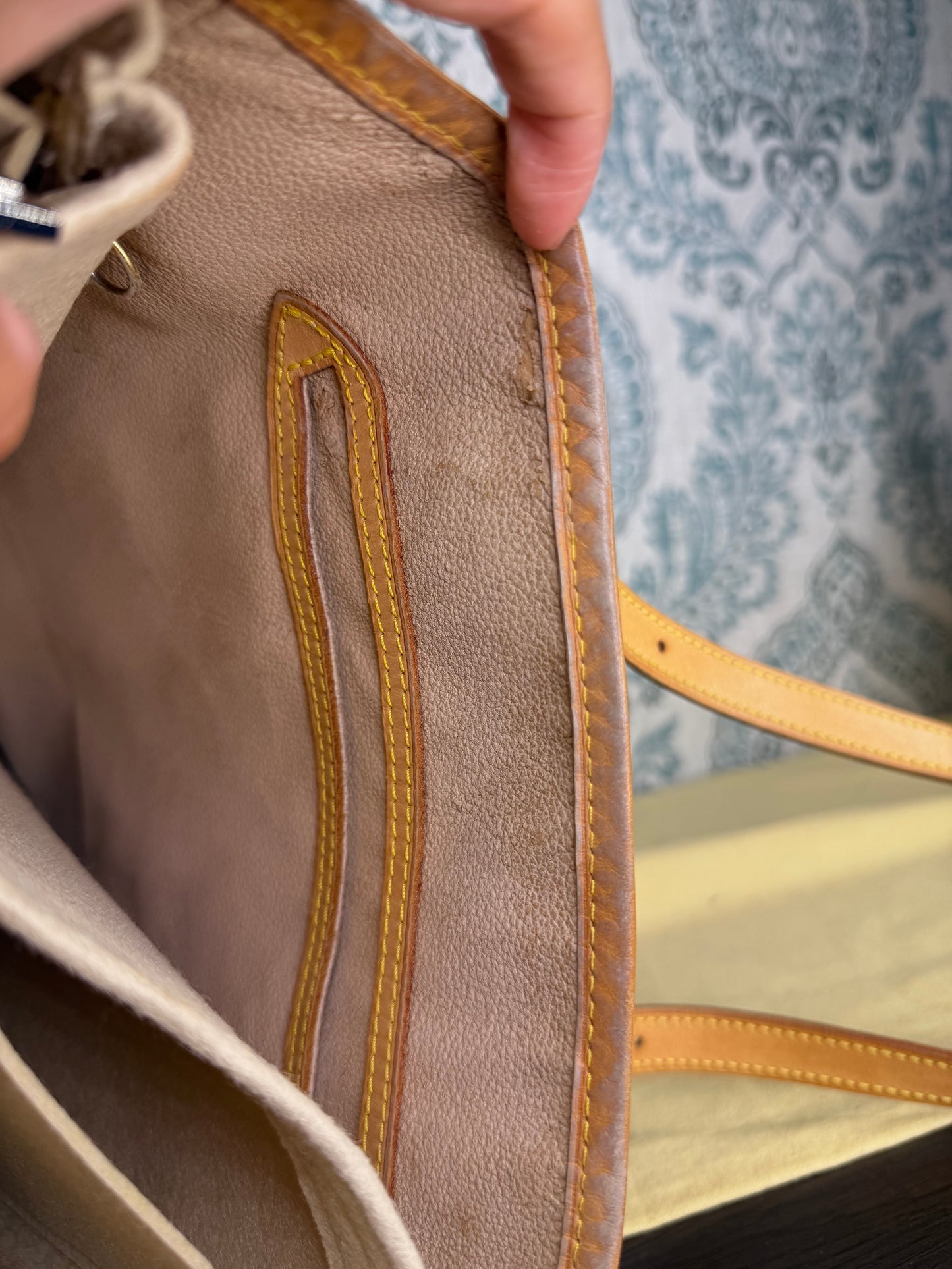 Louis Vuitton Bucket GM #1
