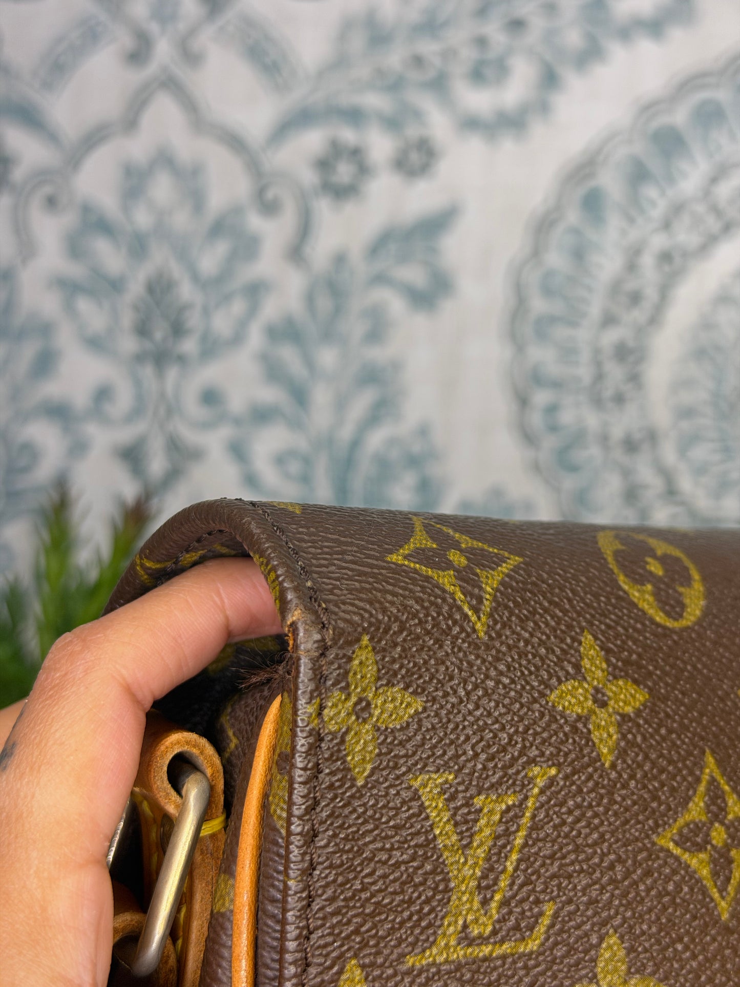Louis Vuitton Cartouchiere MM