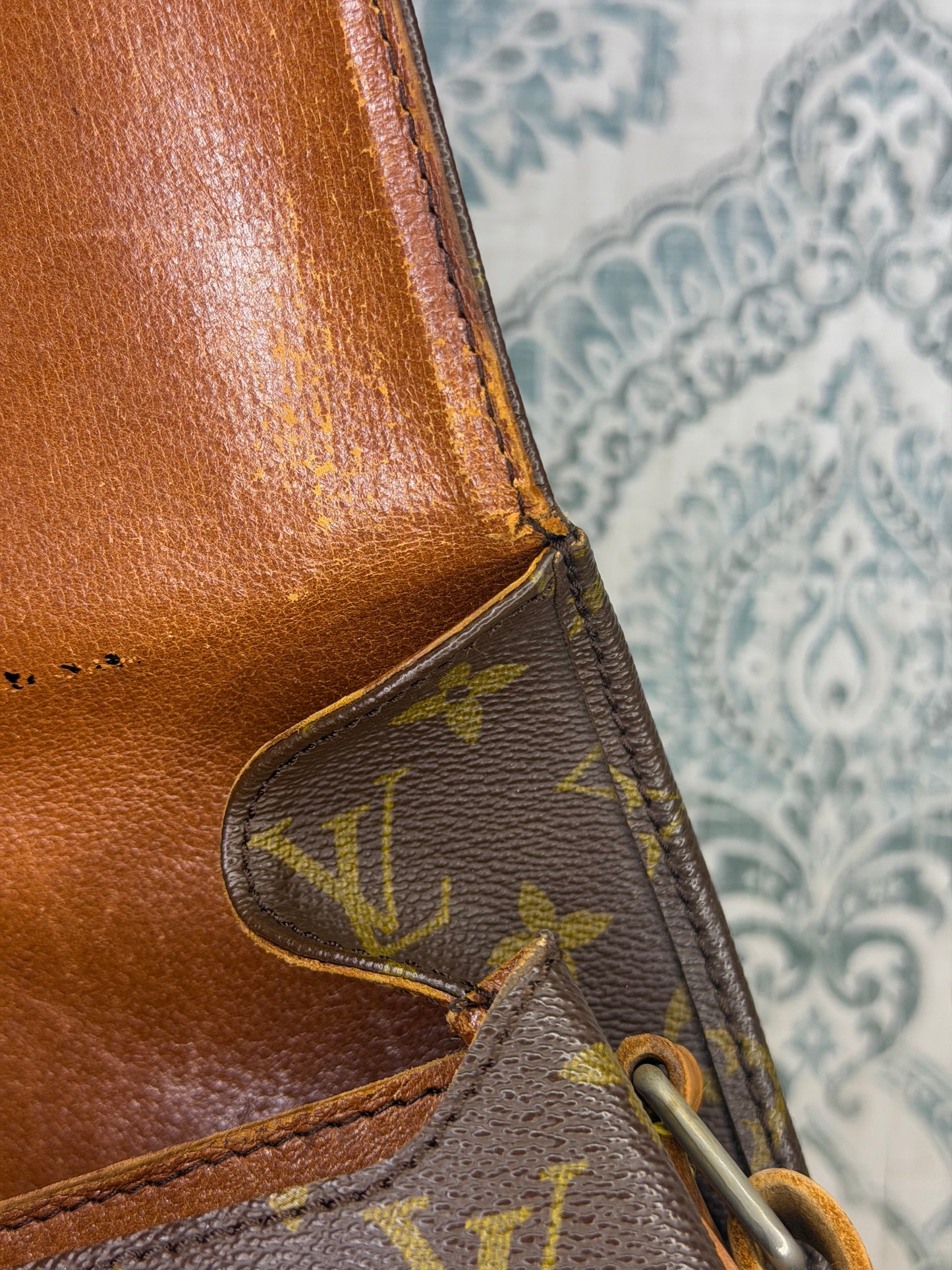 Louis Vuitton Cartouchiere MM