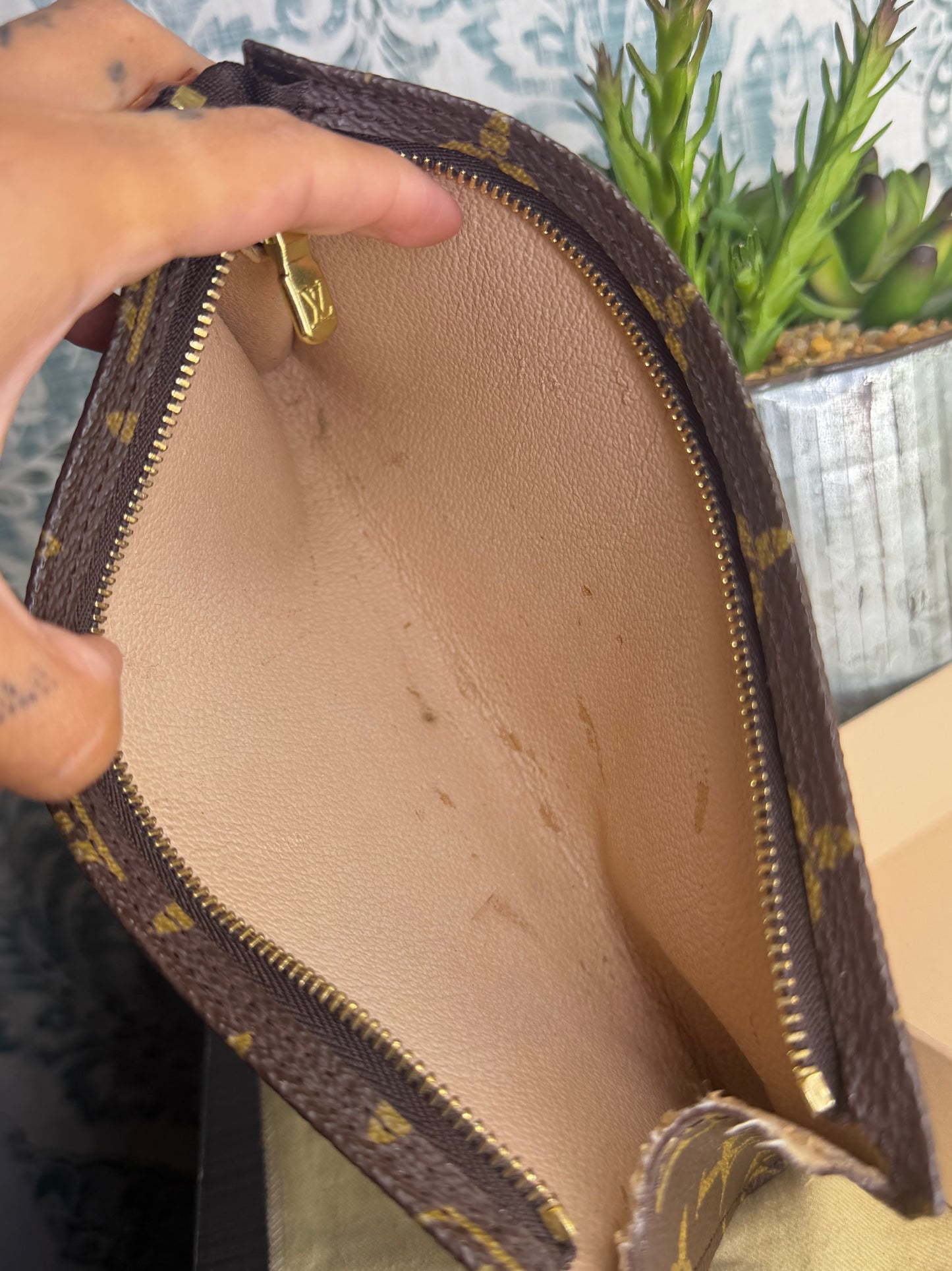 Louis Vuitton Monogram Bucket GM Pochette #1