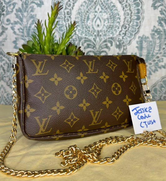 Louis Vuitton Pochette Accessories #1