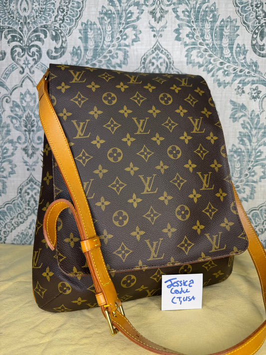 Louis Vuitton Musette Salsa GM