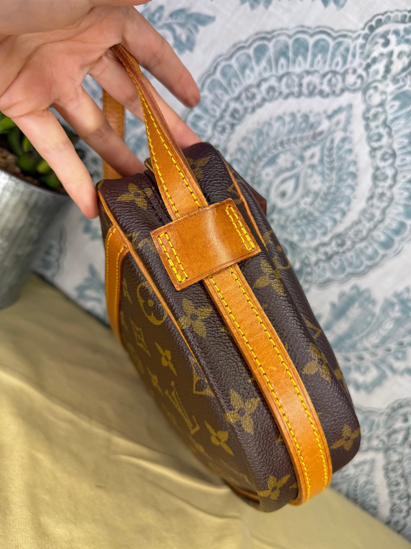 Louis Vuitton Jeune Fille MM