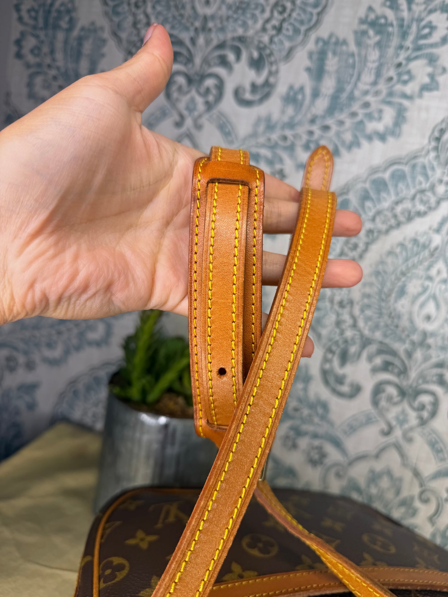 Louis Vuitton Jeune Fille MM