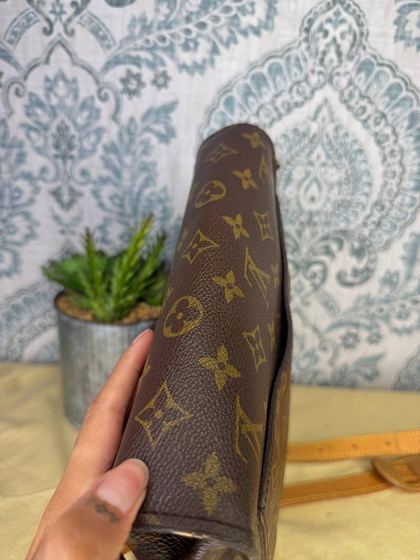 Louis Vuitton Saint Cloud GM