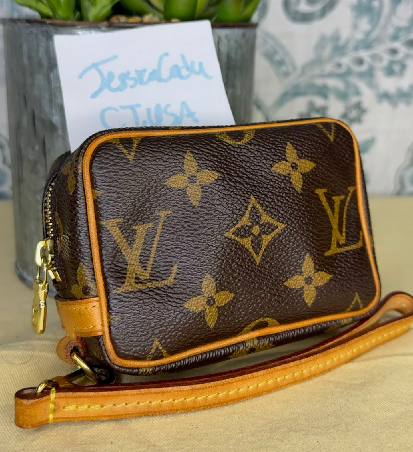 Louis Vuitton Wapity Wristlet Pouch