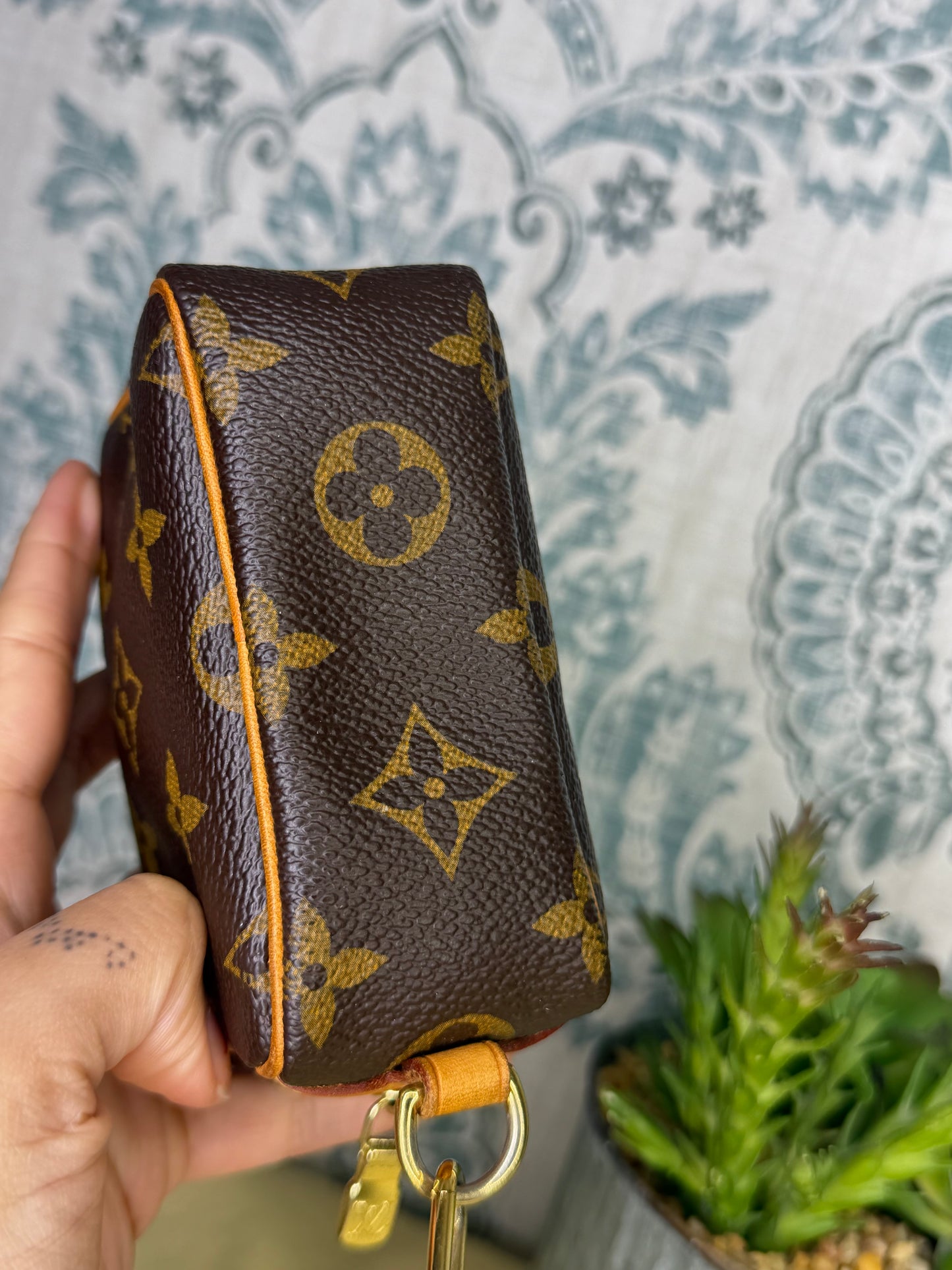 Louis Vuitton Wapity Wristlet Pouch