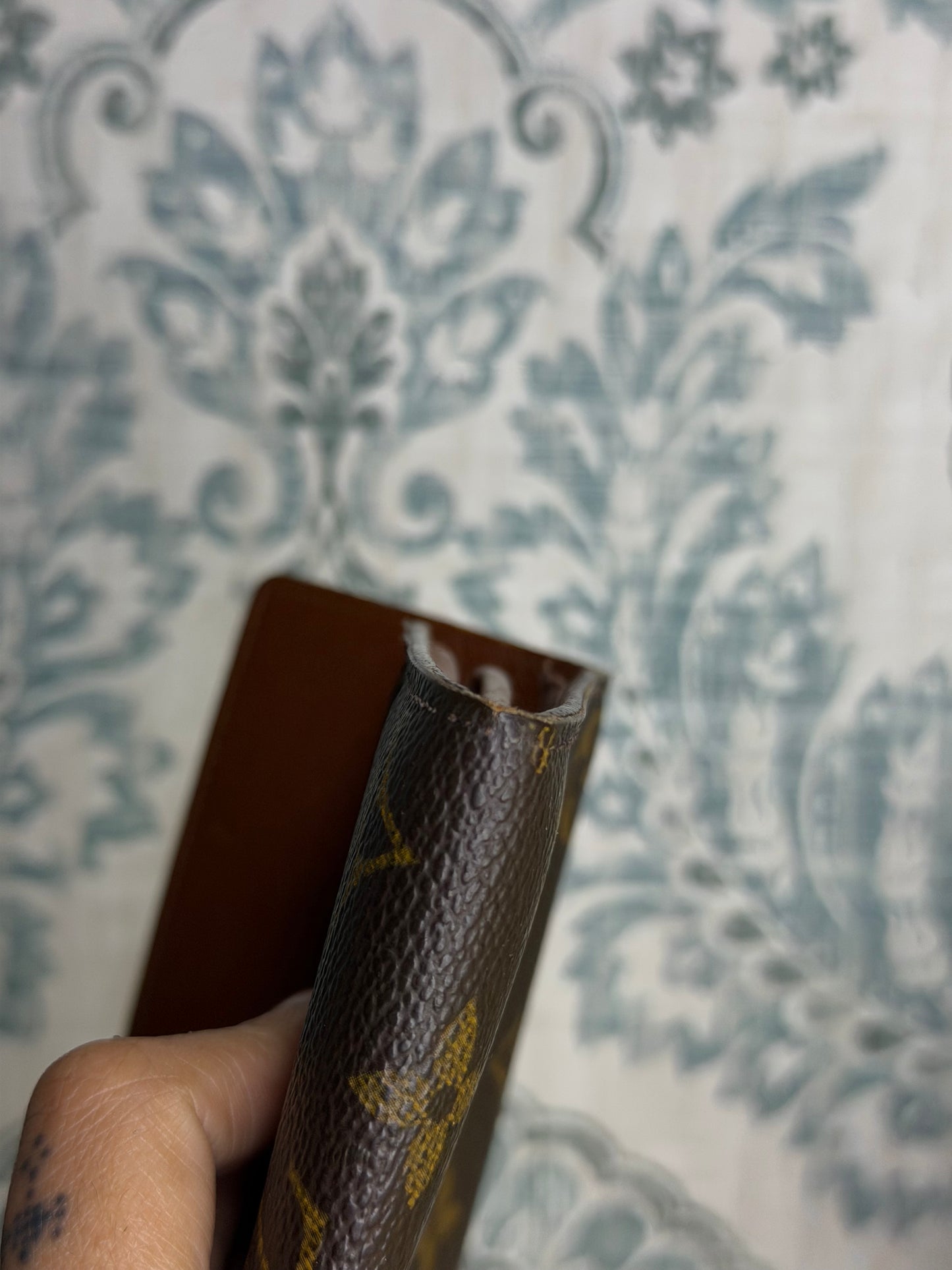 Louis Vuitton Monogram Sarah Wallet