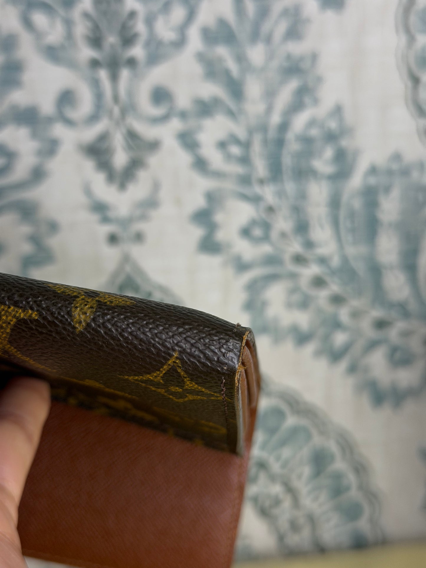 Louis Vuitton Monogram Sarah Wallet