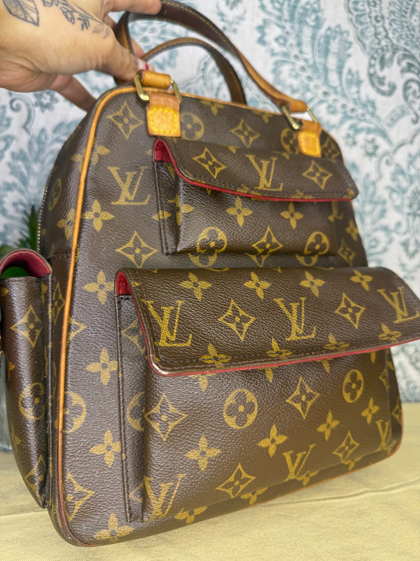 Louis Vuitton Excentri Cite Handbag