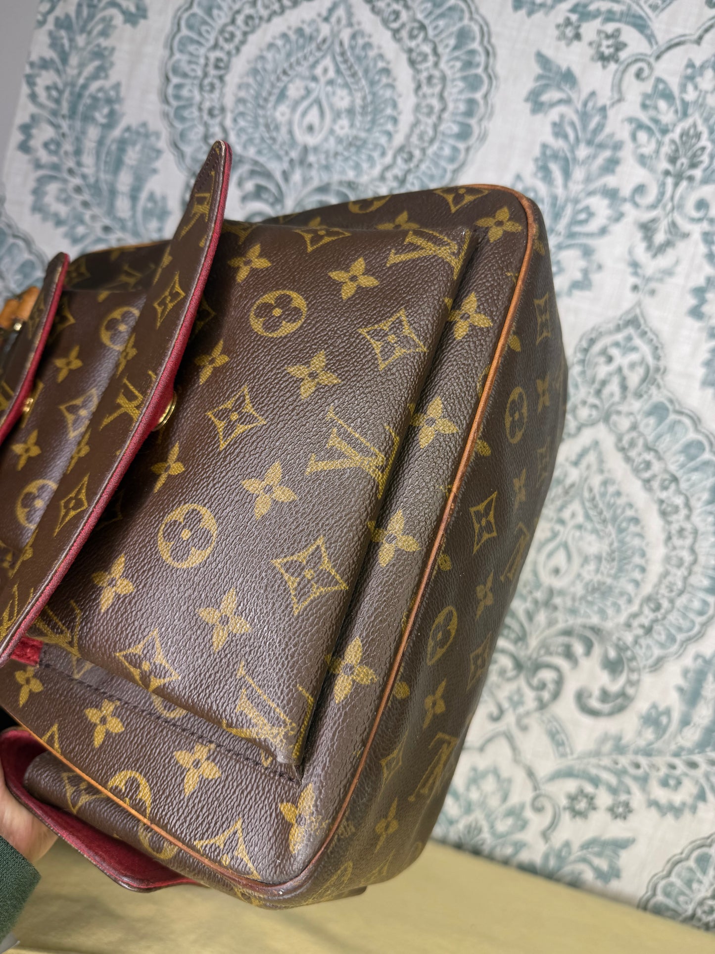 Louis Vuitton Excentri Cite Handbag