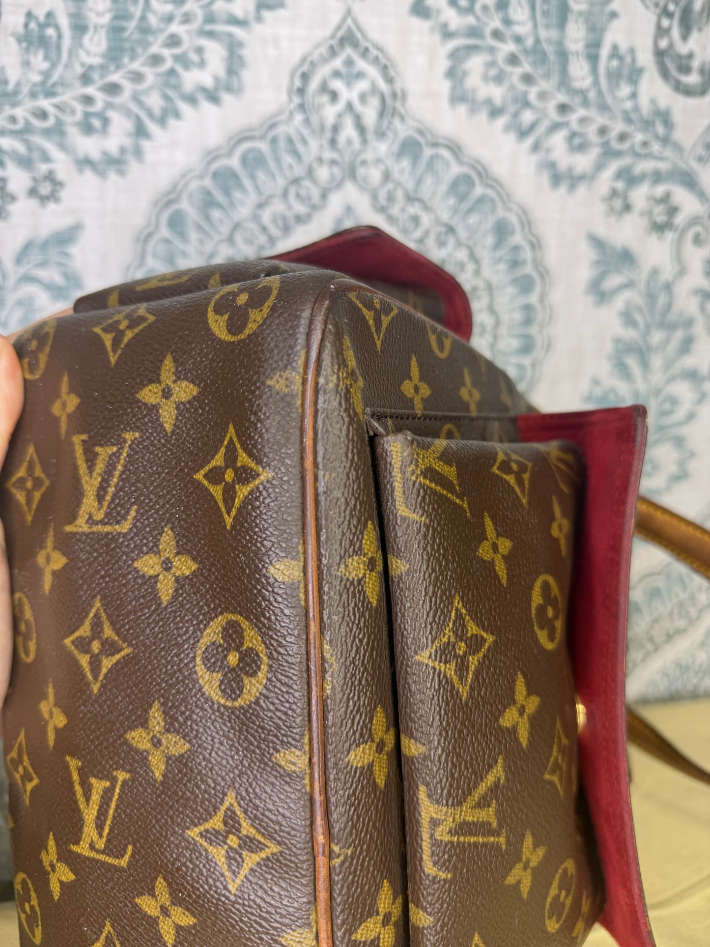 Louis Vuitton Excentri Cite Handbag
