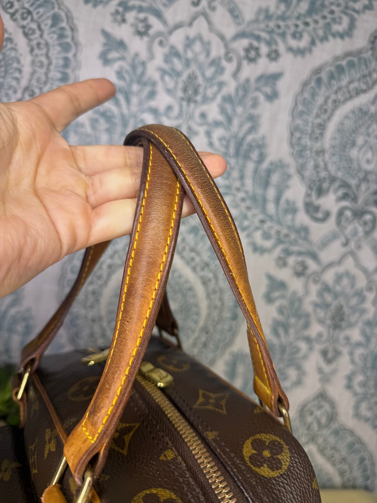 Louis Vuitton Excentri Cite Handbag