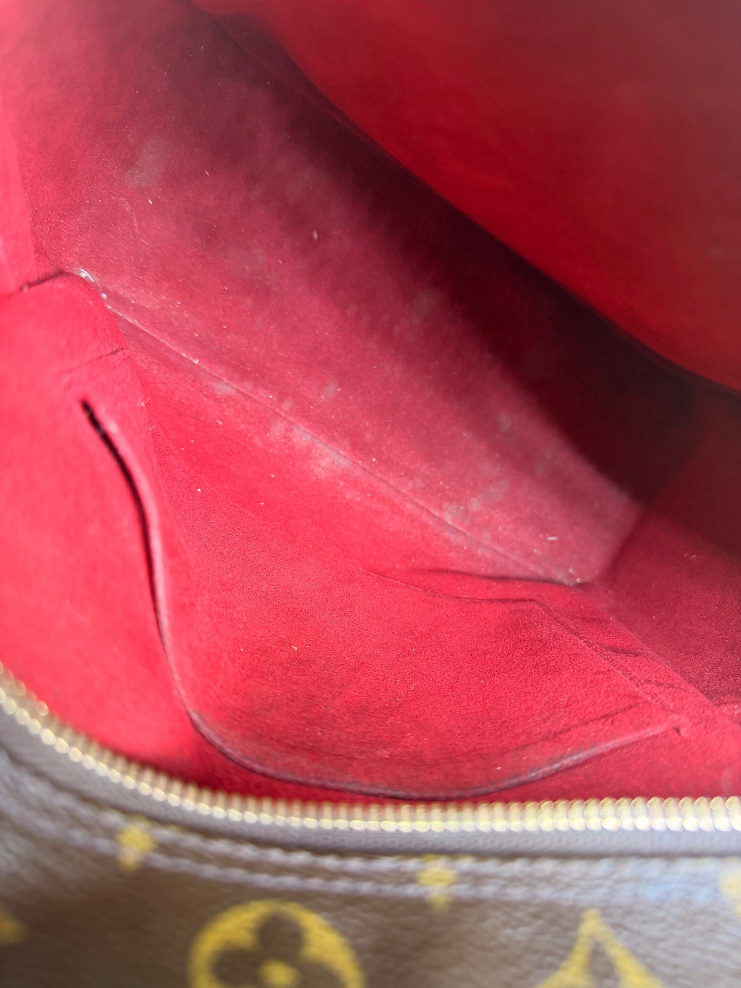 Louis Vuitton Excentri Cite Handbag