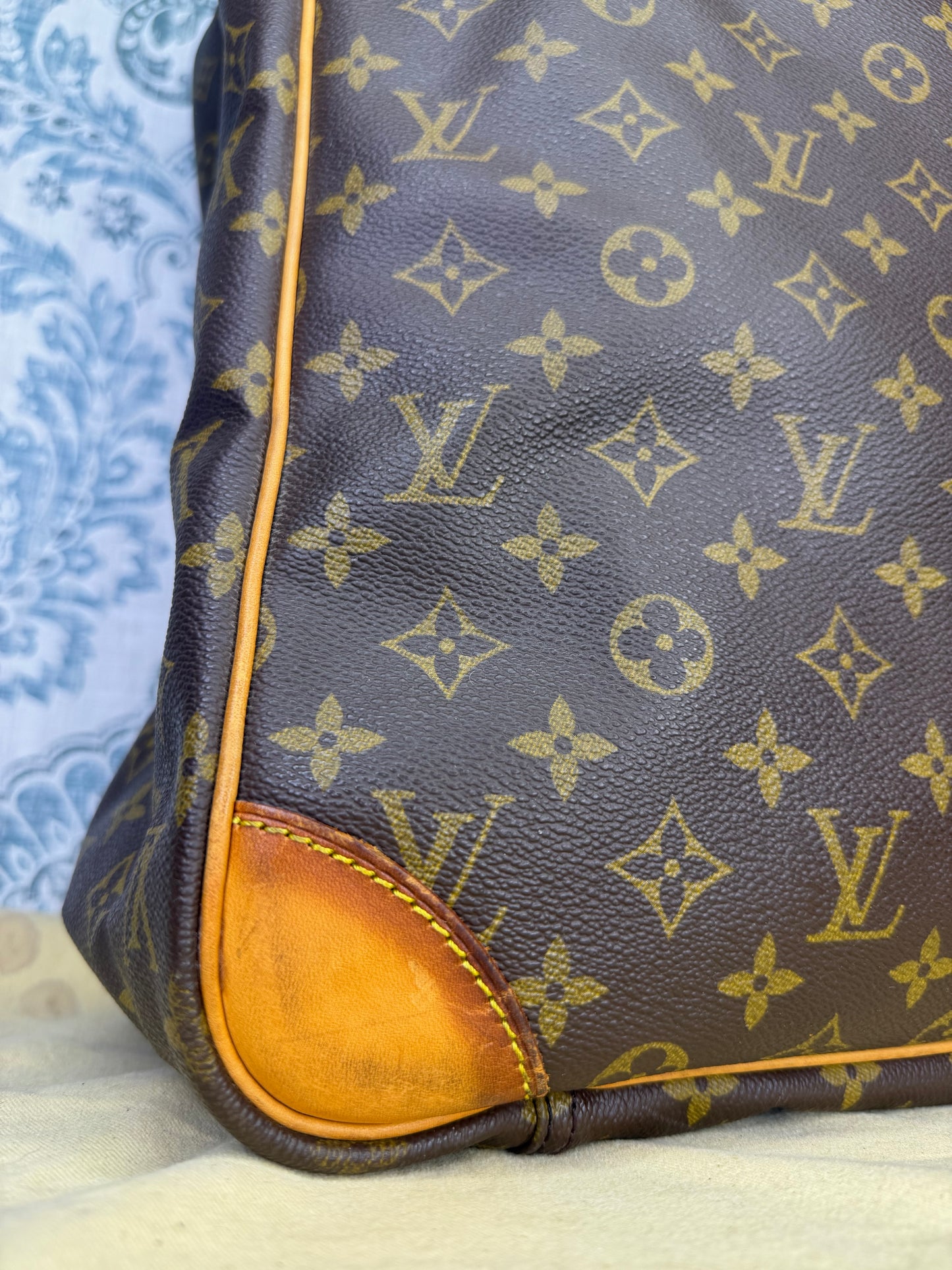 Louis Vuitton Sirius 55 Soft Suit Case