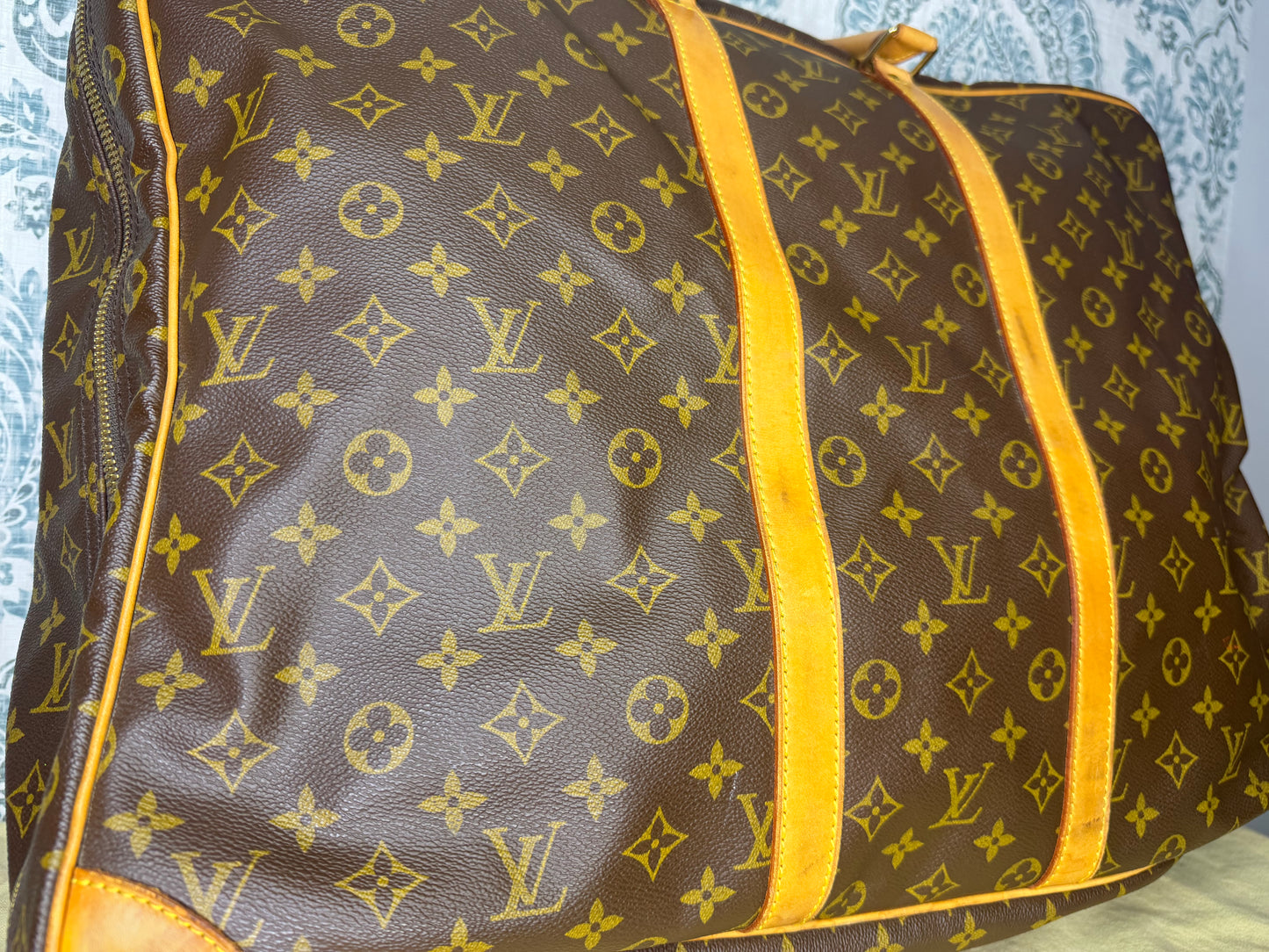 Louis Vuitton Sirius 55 Soft Suit Case