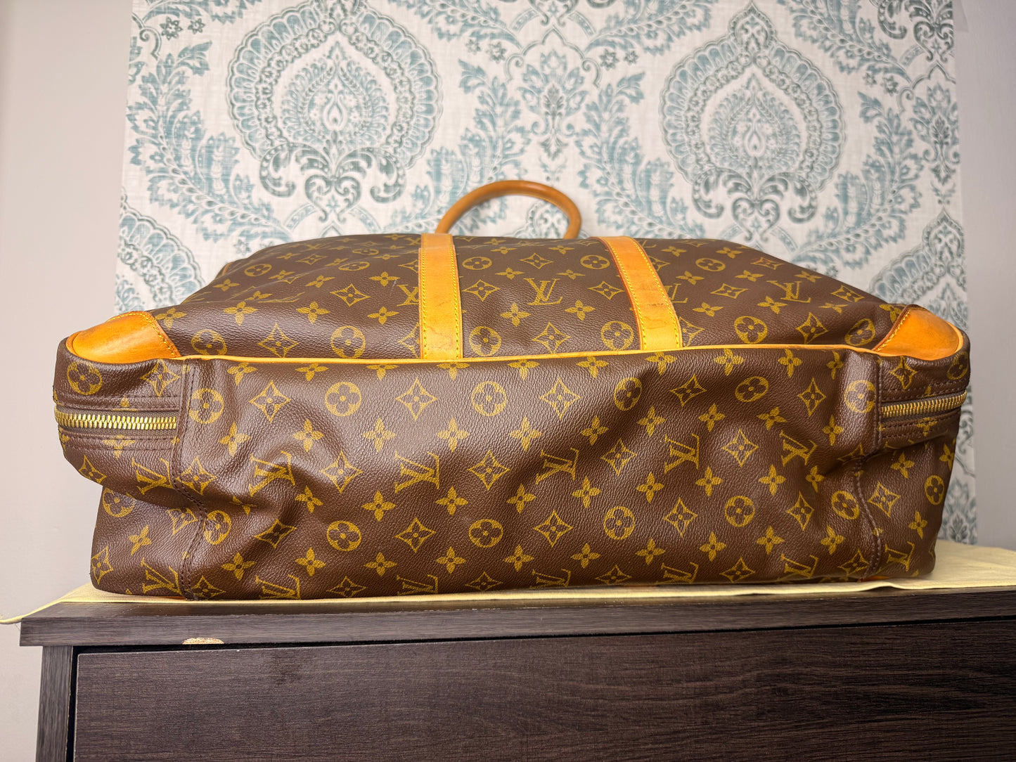Louis Vuitton Sirius 55 Soft Suit Case